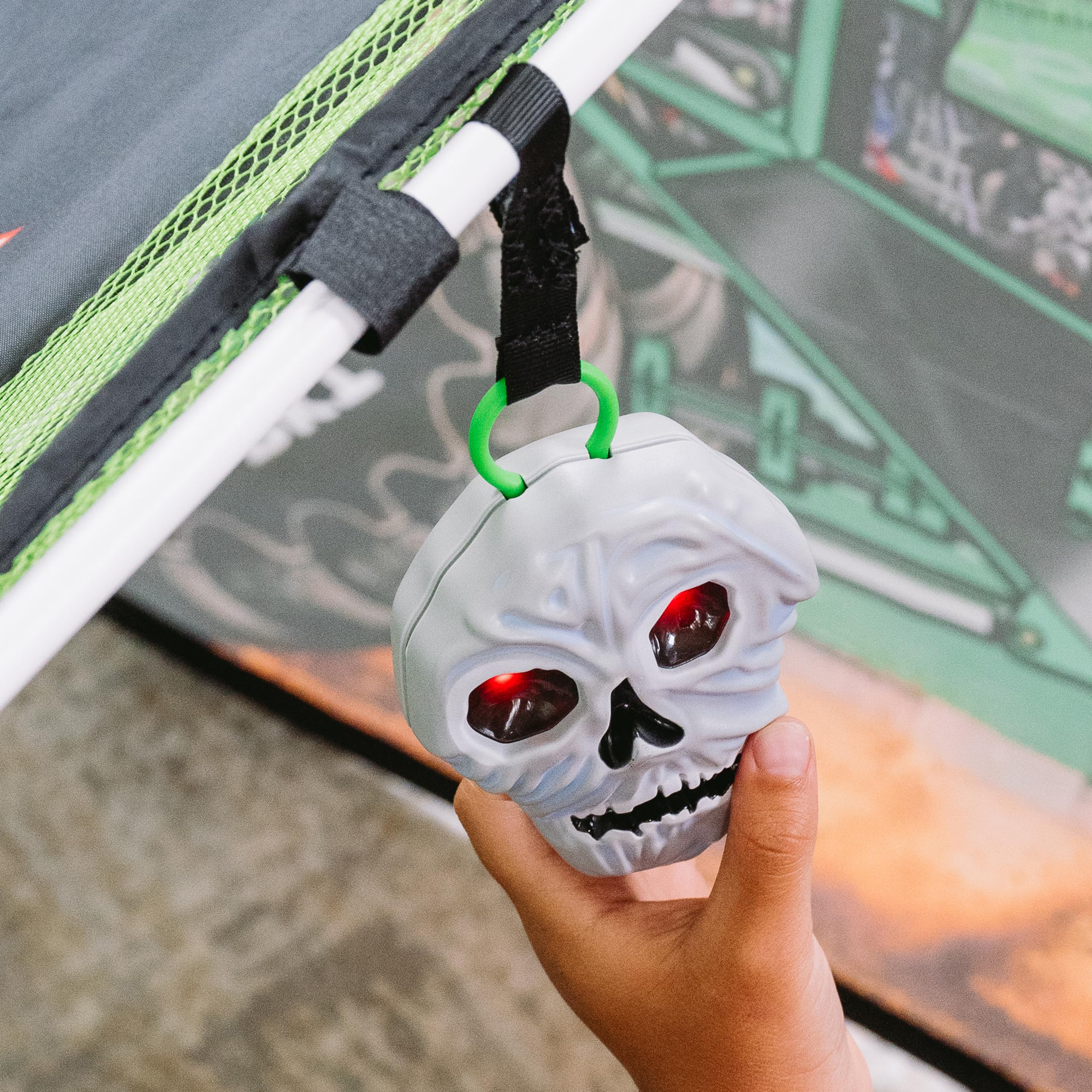 Foto 5 pulgar | Carpa Playhouse Sunny Days Monster Jam Grave Digger Kids - Venta Internacional.