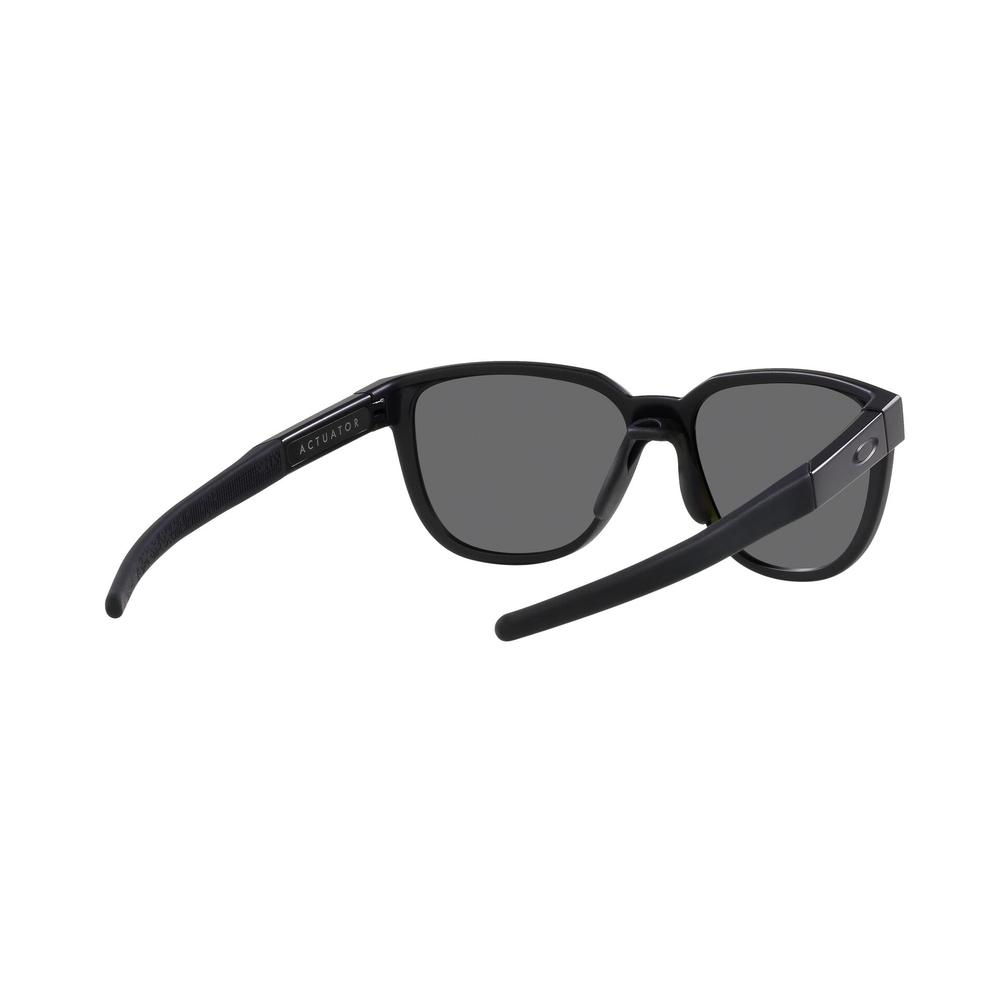 Foto 9 pulgar | Lentes de Sol Actuator Prizm Black Polarized Oakley Negro