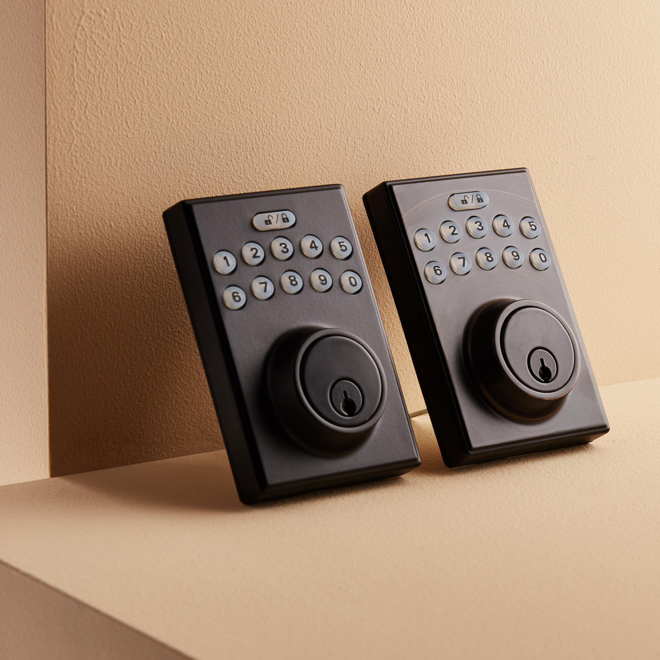 Foto 5 pulgar | Cerradura con Botones Amazon Basics para Puerta-Venta Internacional