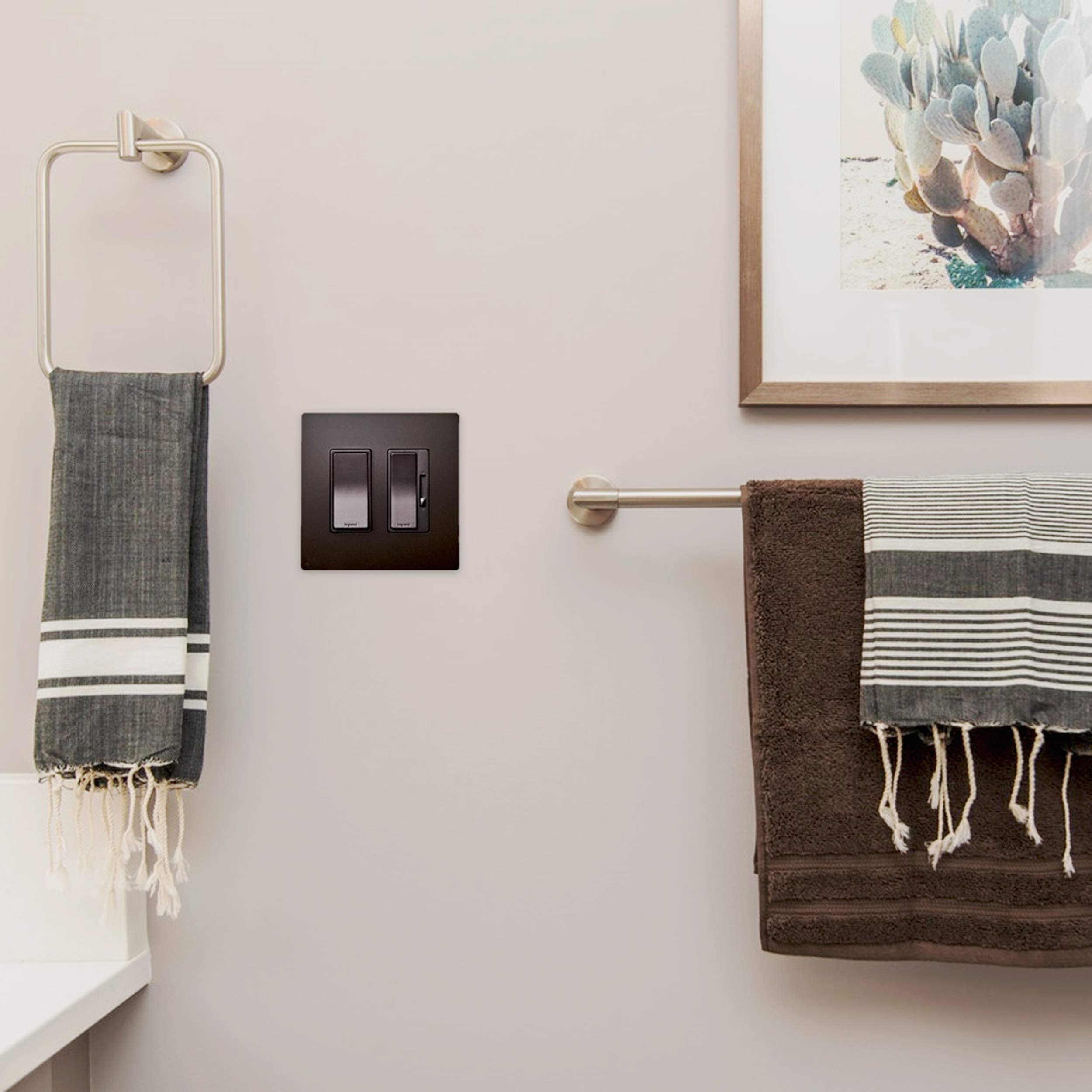 Foto 7 | Interruptor De Pared Legrand Radiant Tm874dbcc6 De 15 Amperios, Bronce Oscuro - Venta Internacional.