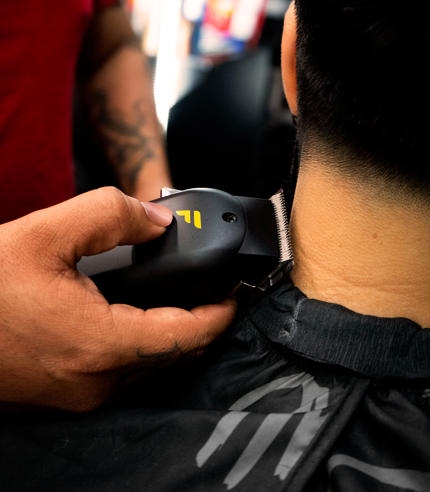 Foto 4 pulgar | Essential Combo Old Scull Clipper, Trimmer + Shaver Barberia
