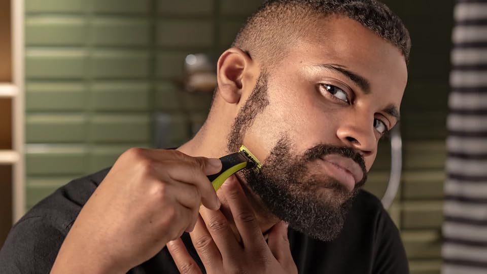 Foto 3 pulgar | Recortadora De Barba Philips Oneblade Hybrid Para Cuerpo Y Cara Qp2630 - Venta Internacional.