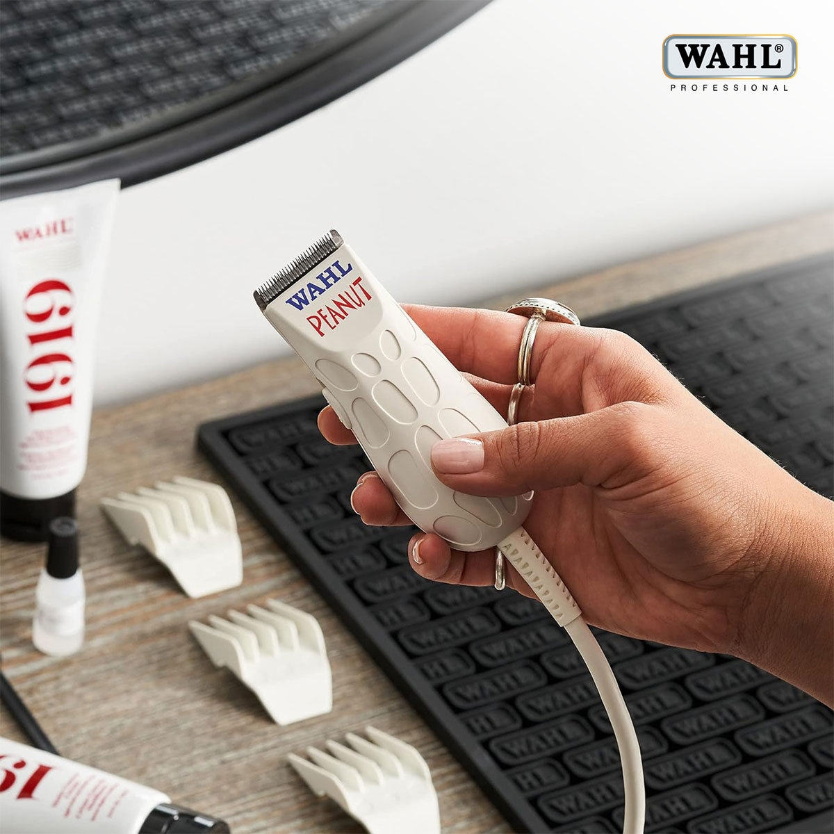 Foto 9 pulgar | Recortadora Profesional Wahl Peanut Blanca + Aceite Lubricante para Cuchillas