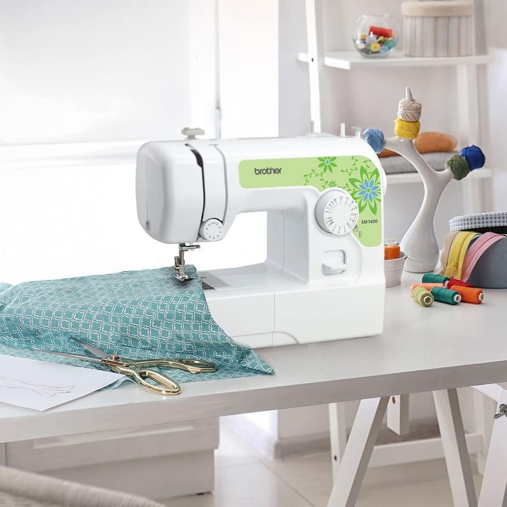 Foto 3 | Máquina De Coser Brother Sm1400 14 Stitch Blanca - Venta Internacional.