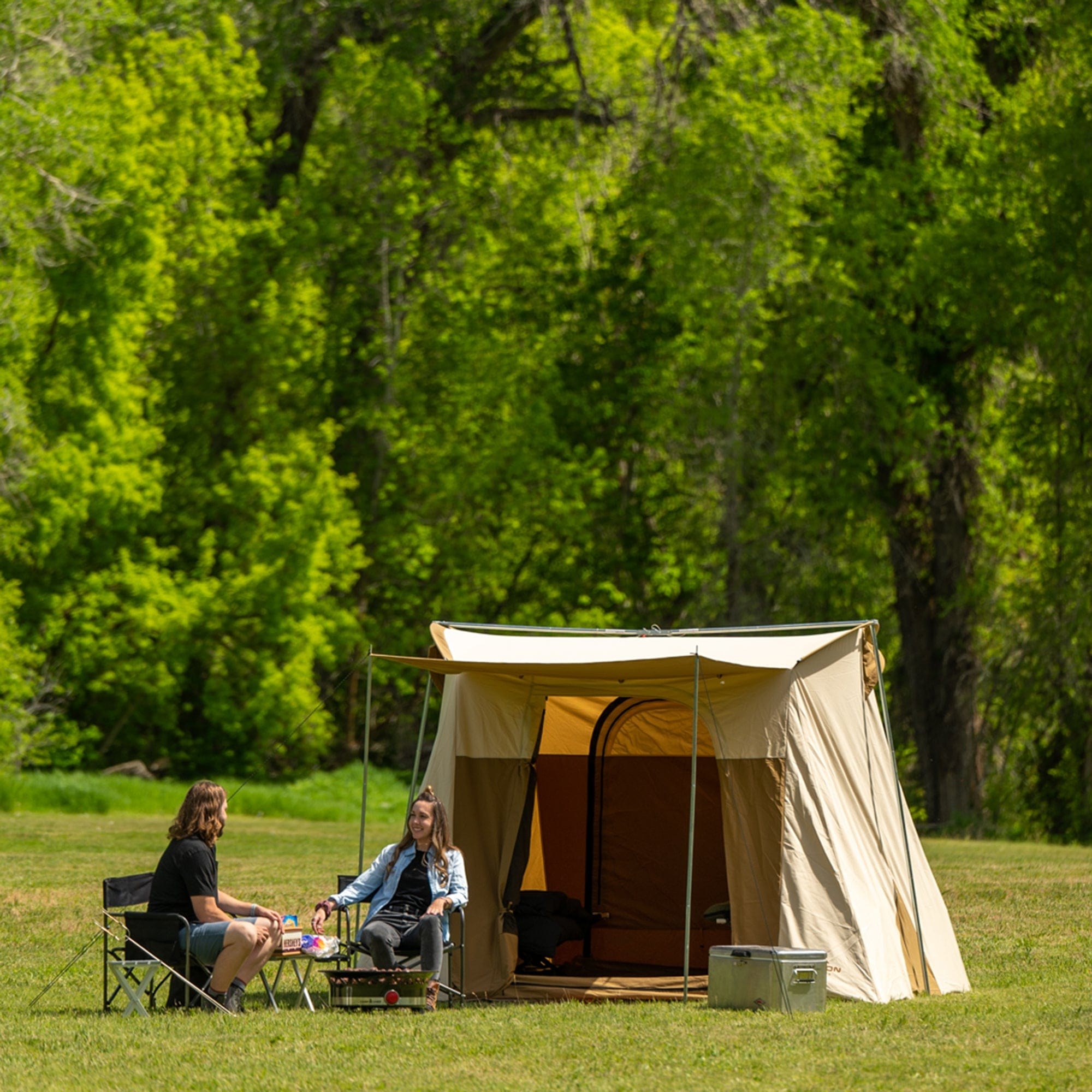 Foto 4 | Casa De Campaña ''mesa'' 3 X 3 M Para 6 Personas (4 Estaciones) Teton