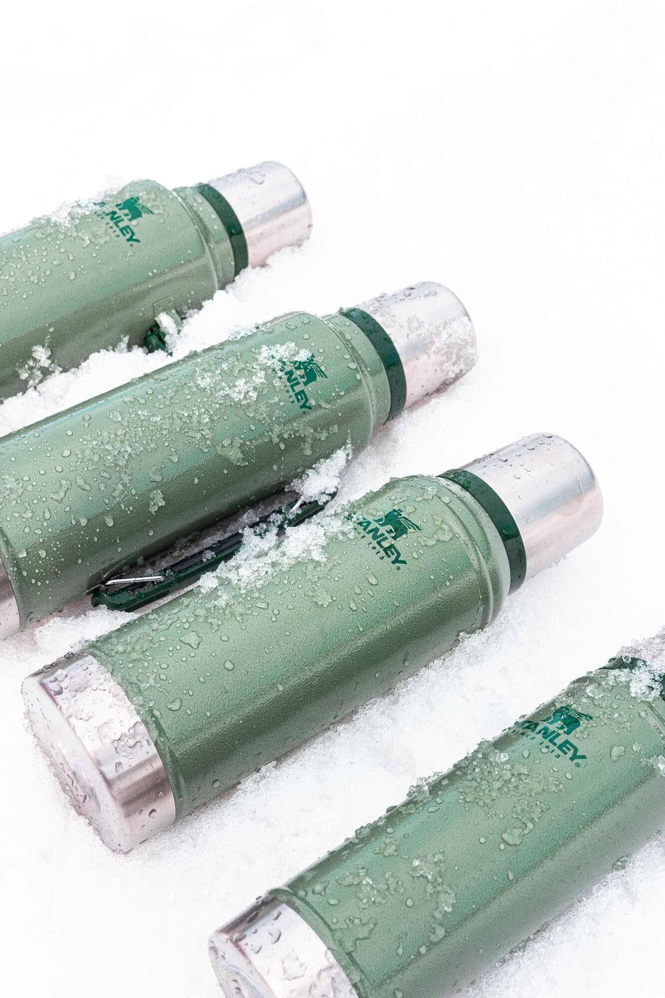 Foto 4 | Venta Internacional - Botella Aislada Al Vacío Stanley Classic 1.1 L - Hammertone Gr