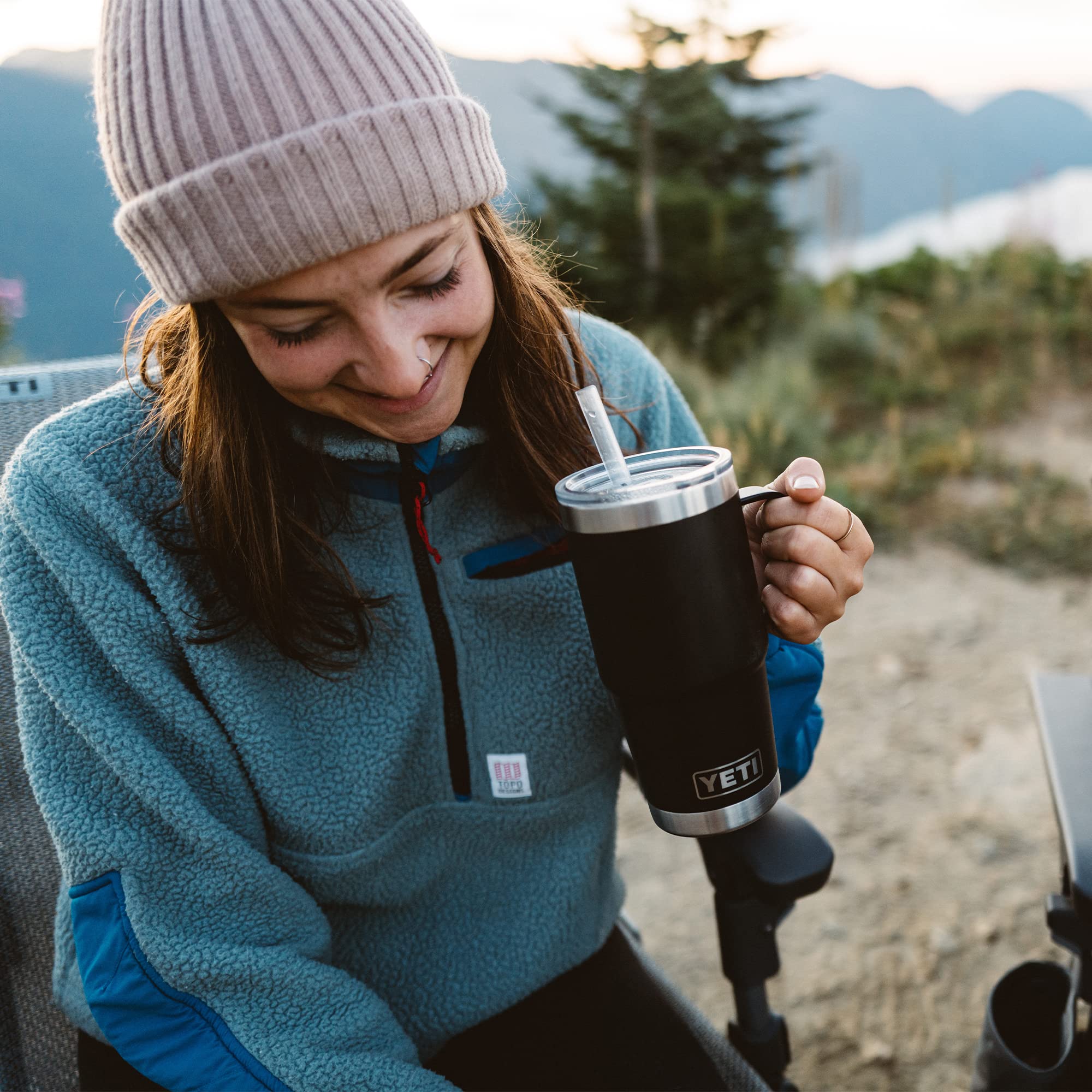 Foto 6 pulgar | Taza Yeti Rambler de 750 ml con Tapa de Pajita con Aislamiento al Vacío Negro - Venta Internacional