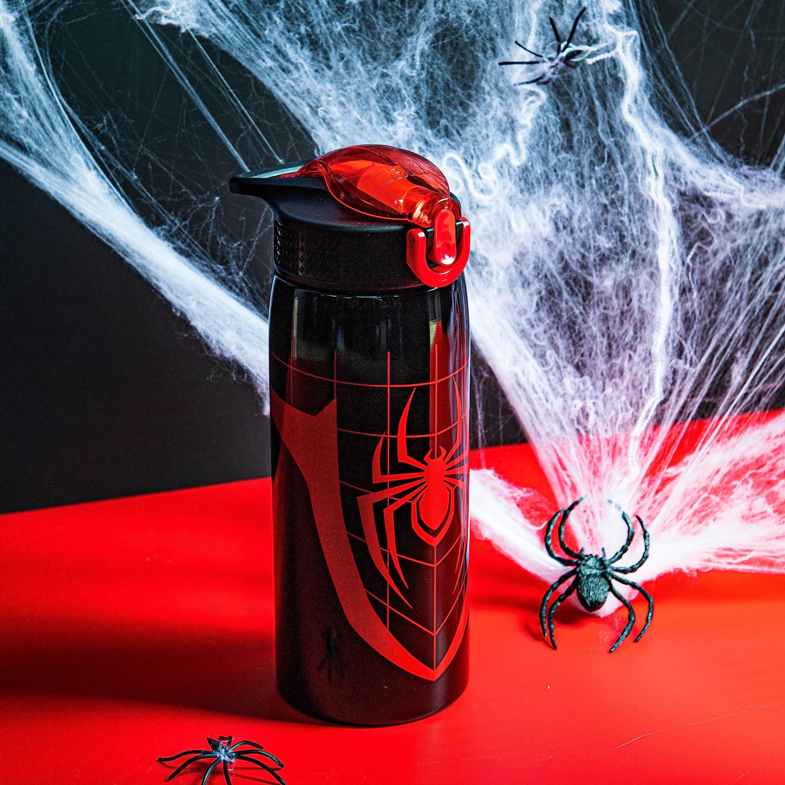 Foto 3 | Botella De Agua Zak Designs Marvel Spider-man 560 Ml De Acero Inoxidable - Venta Internacional.