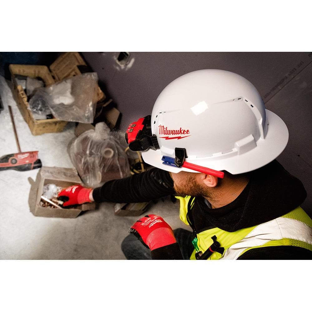 Foto 7 | Linterna Frontal Milwaukee De 600 Lúmenes Led Recargable Por Usb - Venta Internacional.