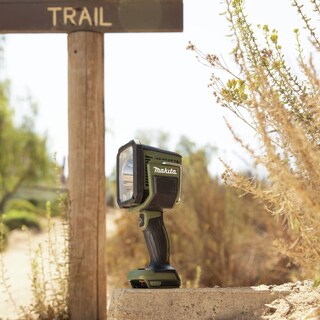 Foto 4 | Linterna Makita Adml812 Outdoor Adventure 18v Lxt - Venta Internacional.