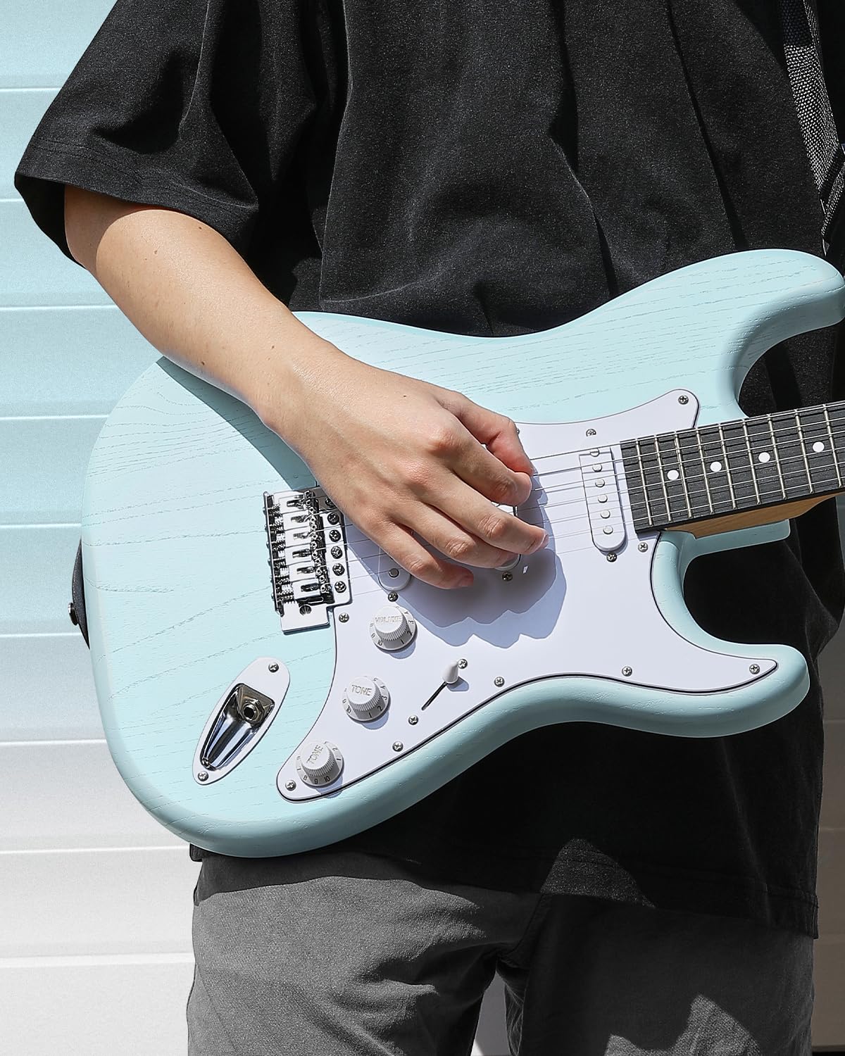 Foto 7 | Guitarra Eléctrica Donner Dst-80 99 Cm Con Amplificador Y Accesorios - Venta Internacional.