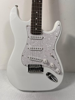 Foto 2 | Guitarra Eléctrica Tipo Stratocaster Blanca Brillos Profesional Nueva!!!
