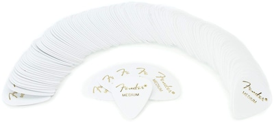 Foto 1 | Púas De Guitarra Fender Classic Celluloid 351 Shape White 144-pa - Venta Internacional.
