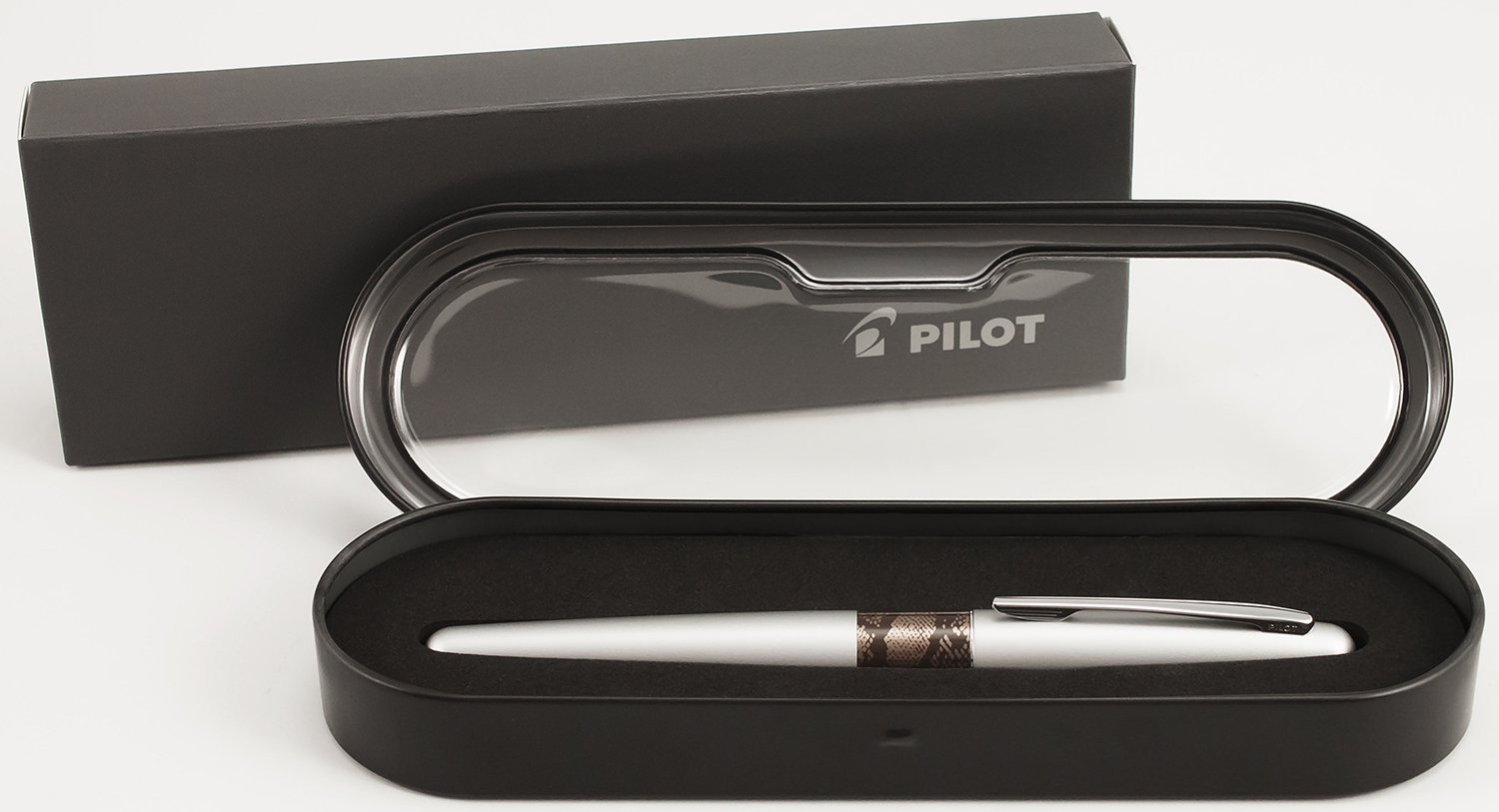 Foto 4 pulgar | Pluma Estilográfica Pilot Mr Animal Collection, Diseño De Pitón Plateado - Venta Internacional.