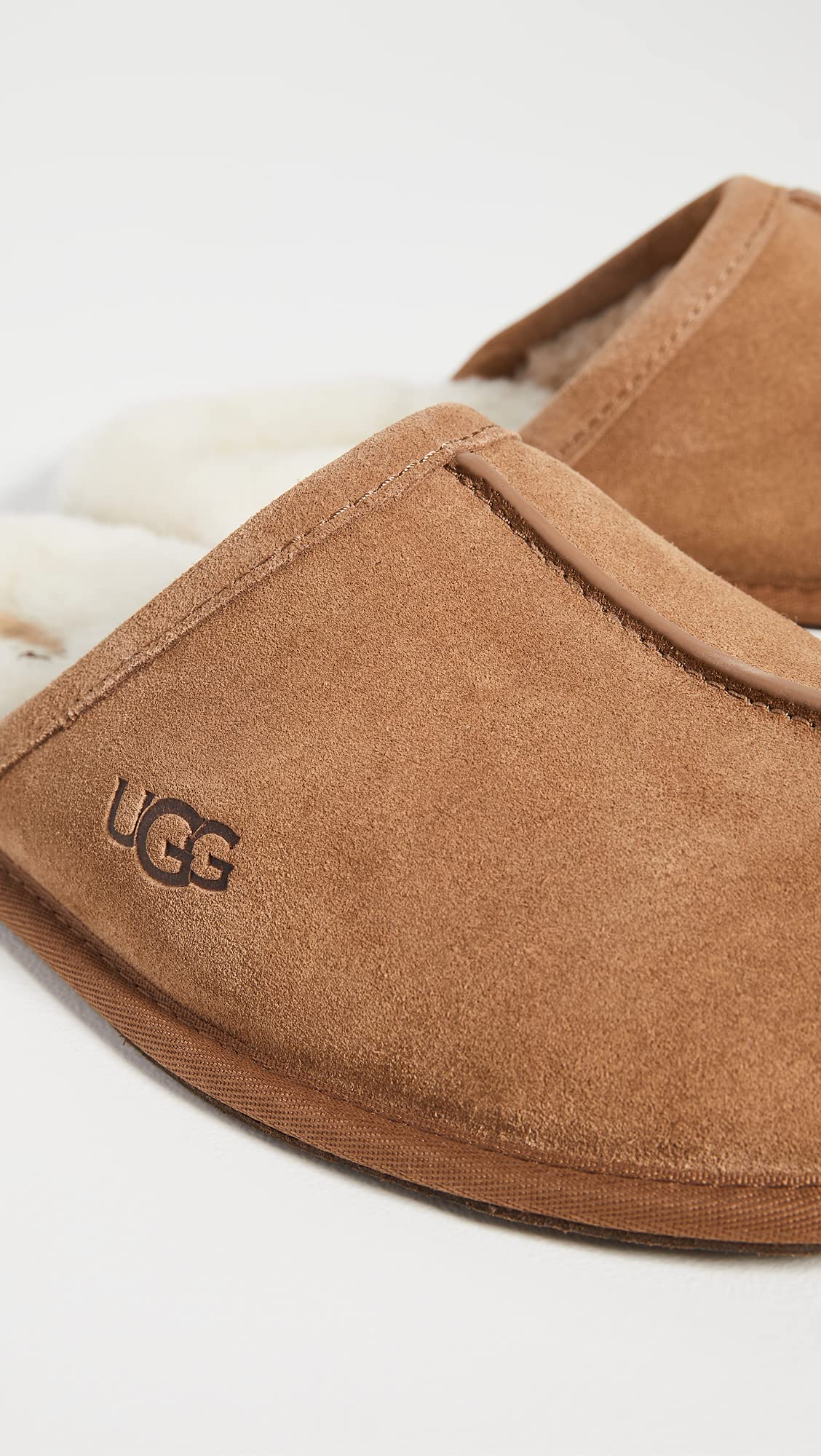 Foto 4 pulgar | Slipper Ugg Scuff Para Hombre, Piel De Plena Flor, Color Castaño - Venta Internacional.