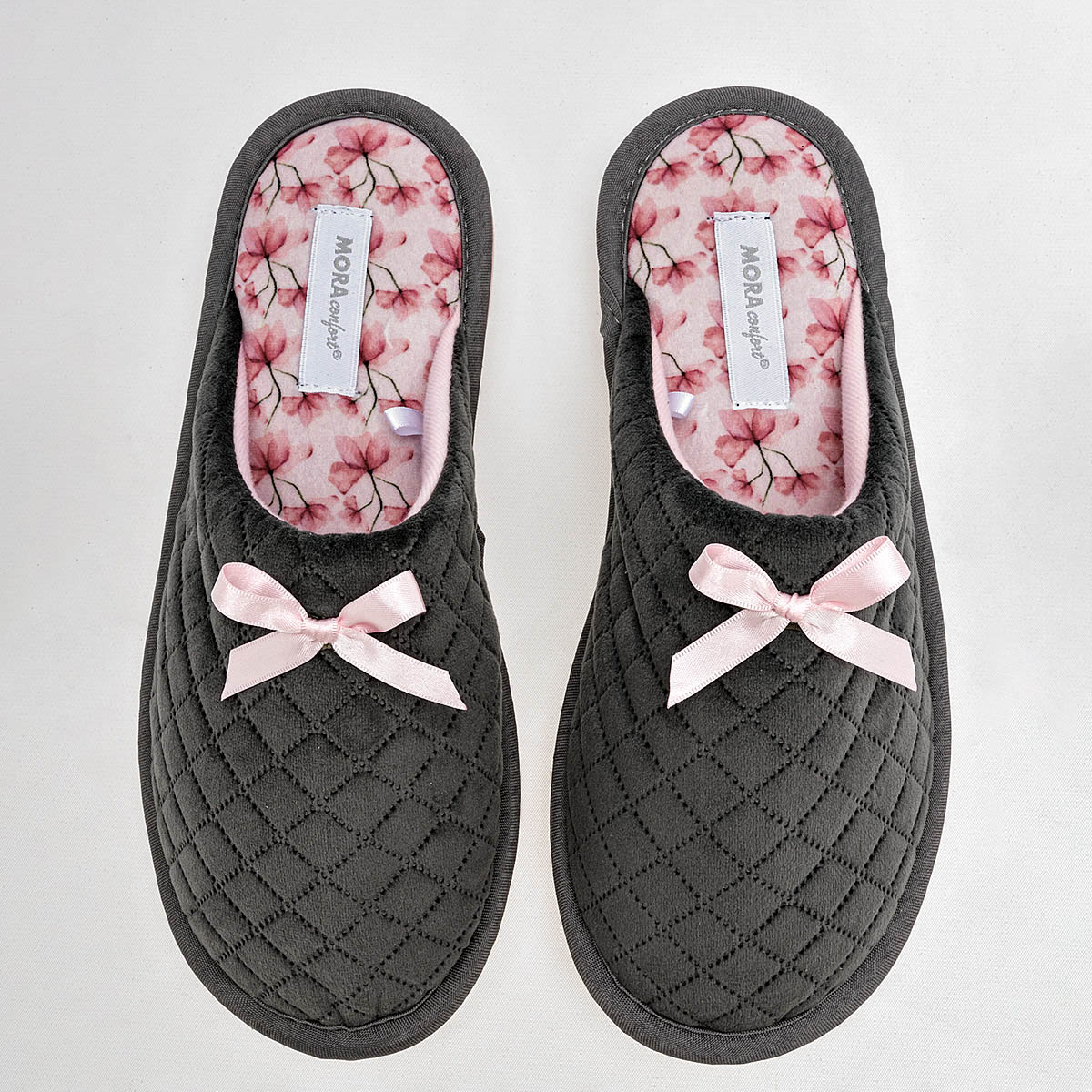 Foto 4 pulgar | Pantuflas para Mujer Mora Confort Grises