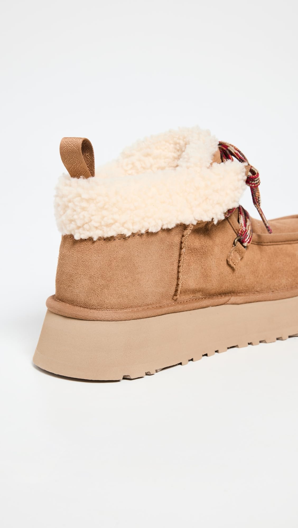 Foto 4 pulgar | Brazalete Funkarra Cabin Slipper Ugg Para Mujer, Color Castaño, Talla 10 - Venta Internacional.