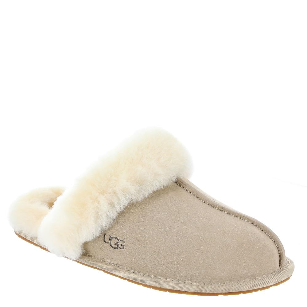 Foto 2 pulgar | Slipper Ugg Scuffette Ii Para Mujer, Gamuza Color Arena Con Piel De Oveja, 17 Mm - Venta Internacional.