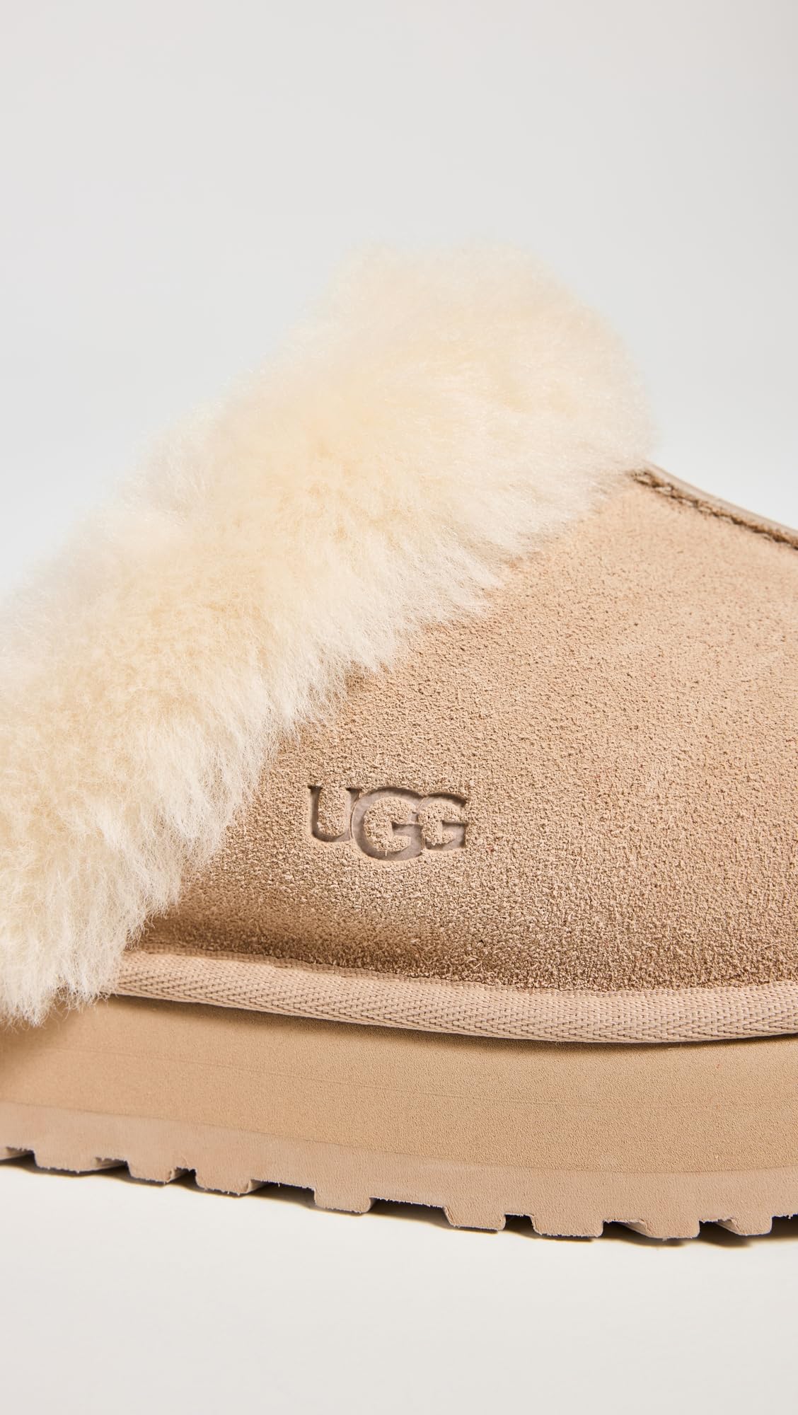 Foto 6 pulgar | Pantuflas Ugg Disquette de Gamuza para Mujer - Venta Internacional