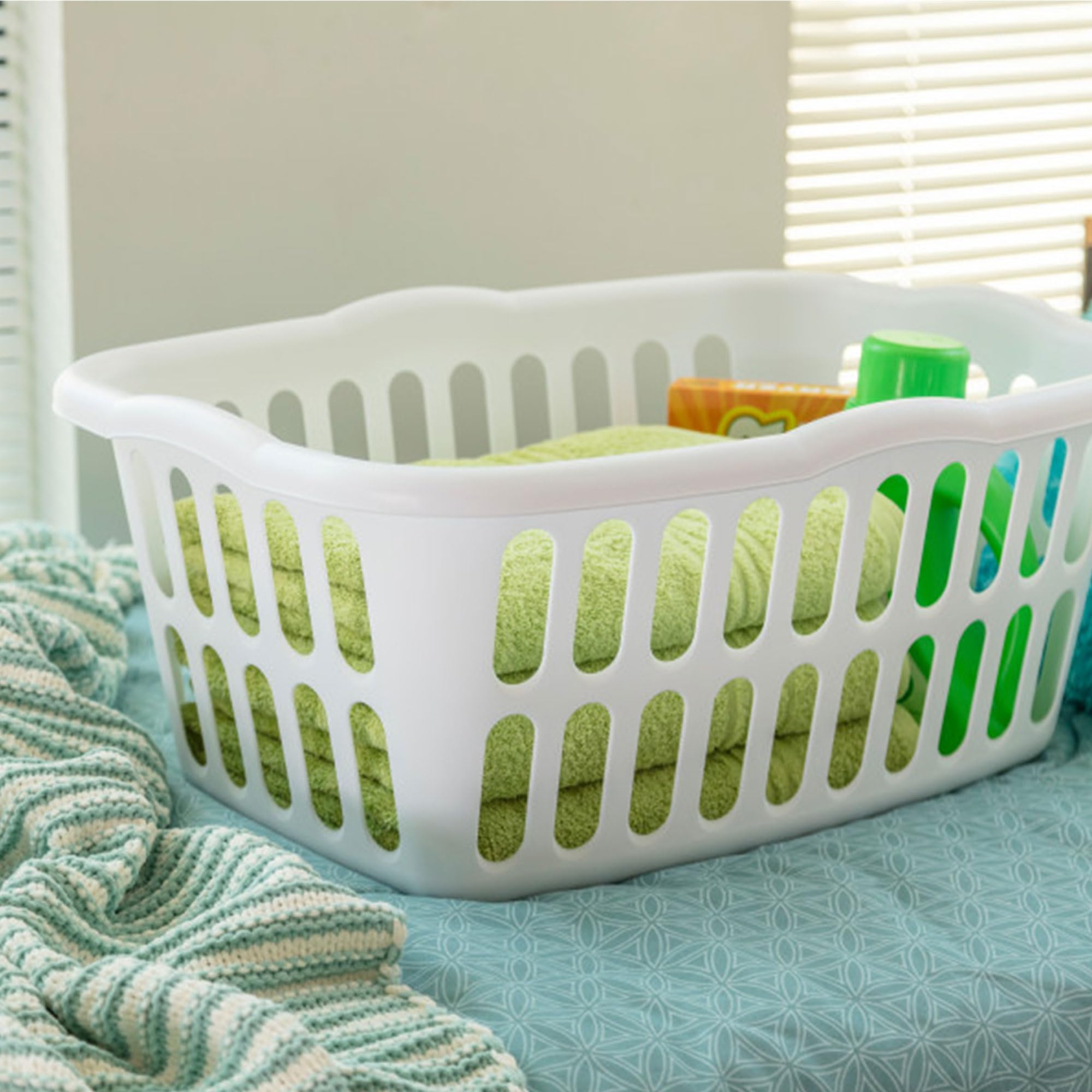 Foto 4 | Cesta De Lavandería Sterilite Rectangular De 1 5 Bushel  Paquete De 12 Unidades  Color Blanco - Venta Internacional.