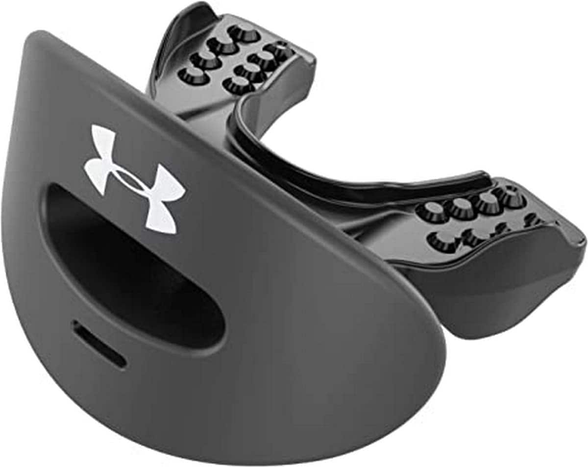 Protector Bucal Under Armour con Correa - Venta Internacional