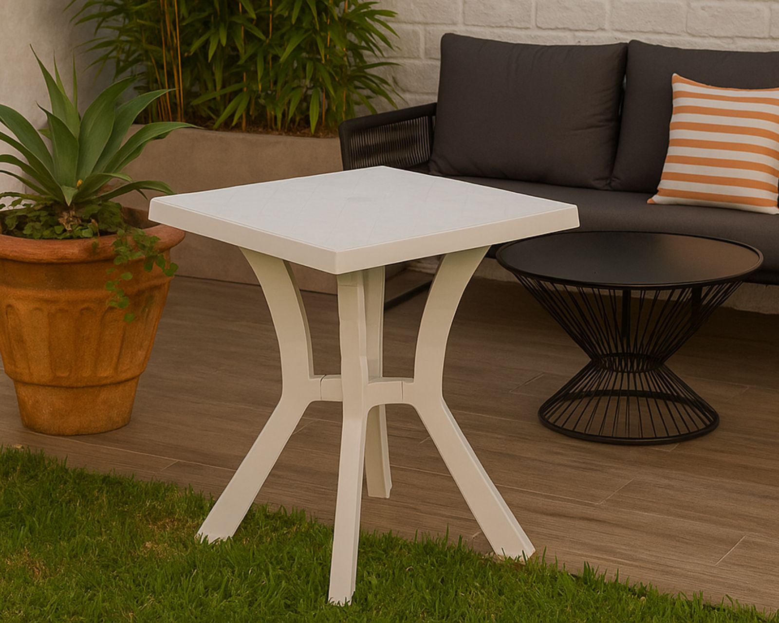 Foto 4 pulgar | Mesa Mediana De Plástico Duro Polycar Modelo Palermo  Color Blanca Cuadrada