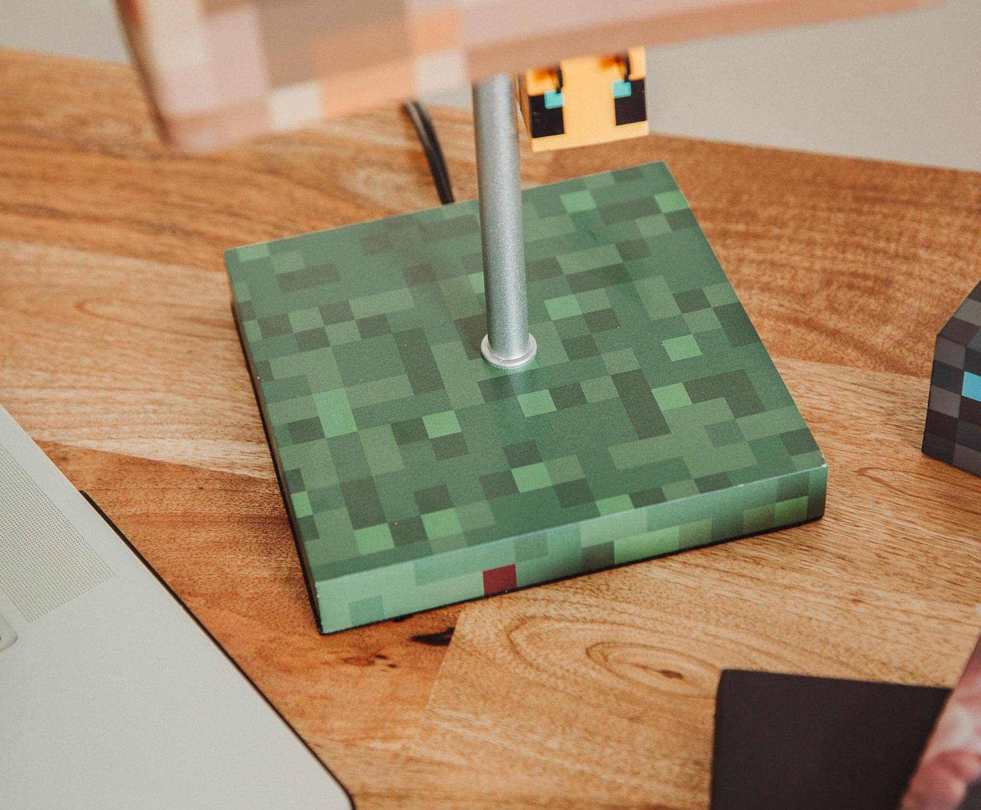 Foto 5 pulgar | Lámpara De Escritorio Minecraft Yellow Bee Nest Block Con Extractor De Abejas 3d - Venta Internacional.