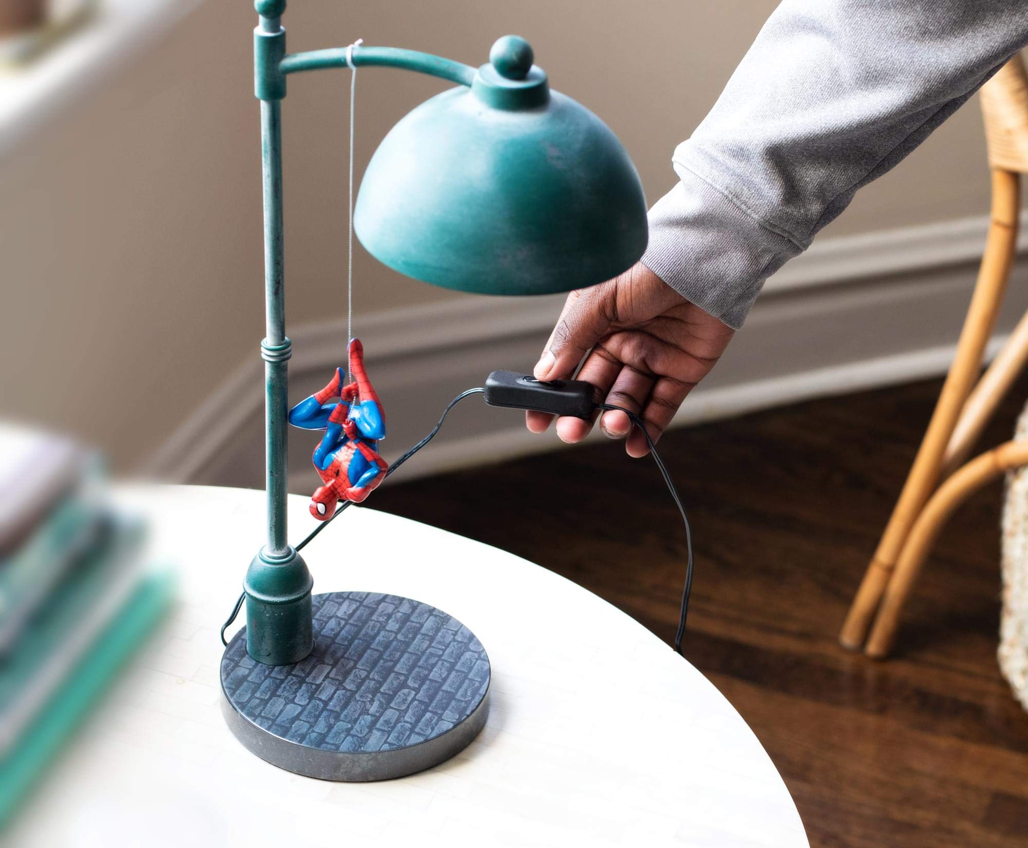 Foto 6 pulgar | Lámpara De Escritorio Marvel Spider Man Streetlight Led Mood Light - Venta Internacional.