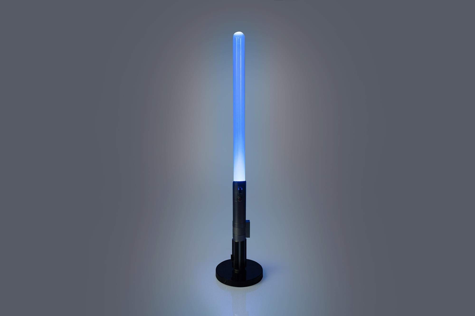 Foto 4 pulgar | Lámpara Led Star Wars Luke Skywalker Lightsaber 60 Cm - Venta Internacional.
