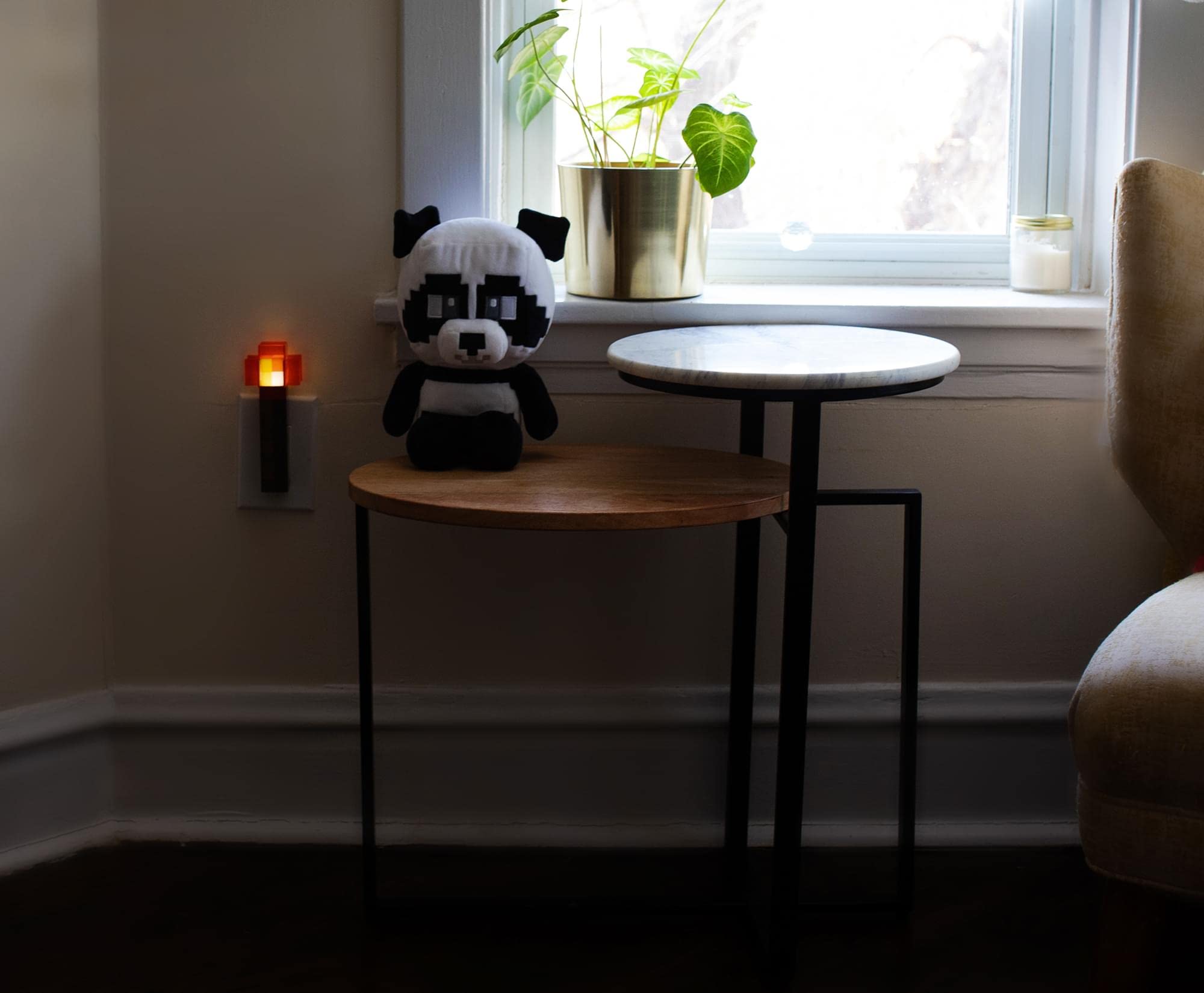 Foto 6 | Nightlight Minecraft Redstone Torch Plug-in Con Sensor Led - Venta Internacional.