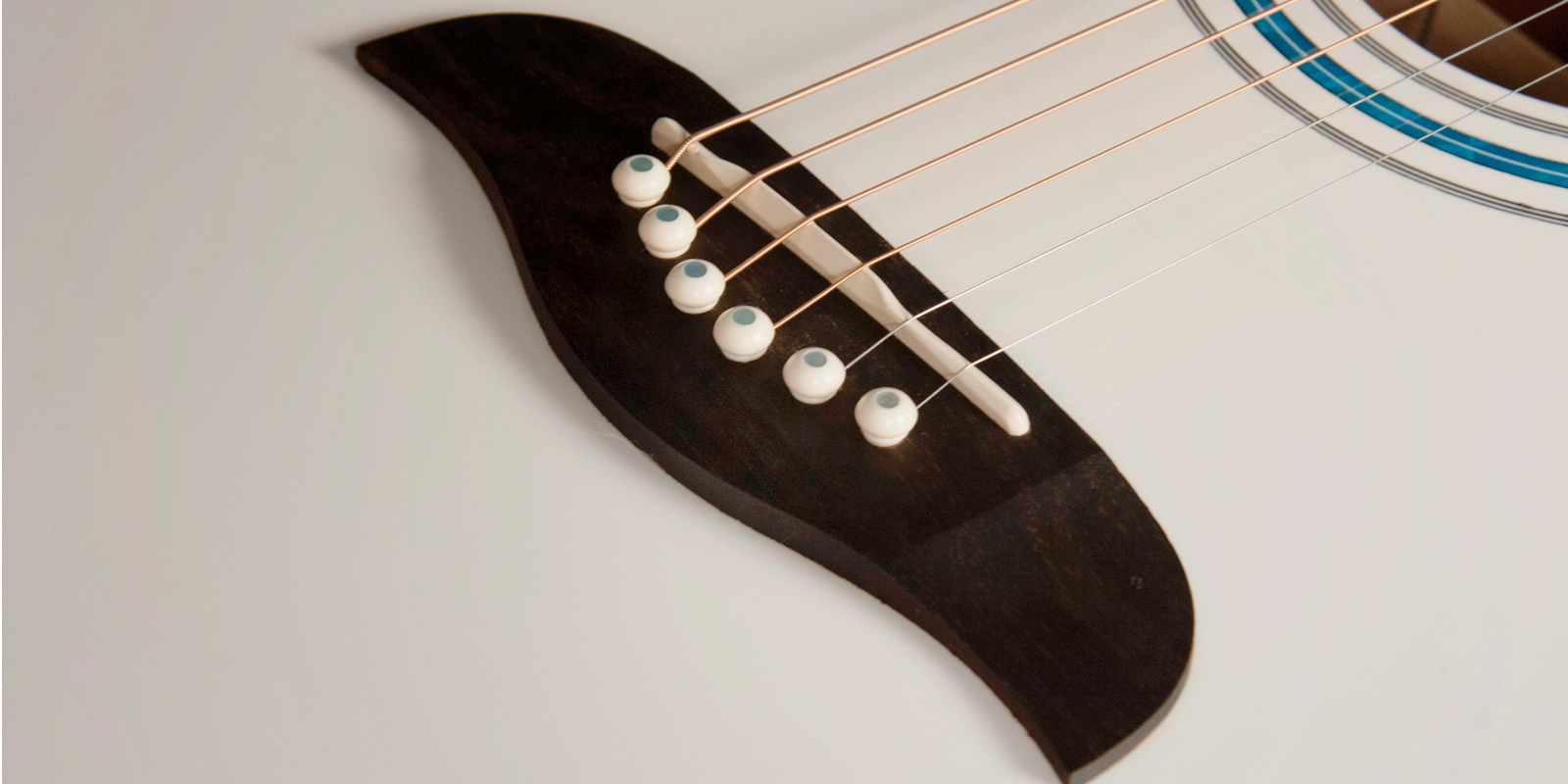 Foto 5 | Guitarra Electroacústica con Resaque Oscar Schmidt Og10ce Whi