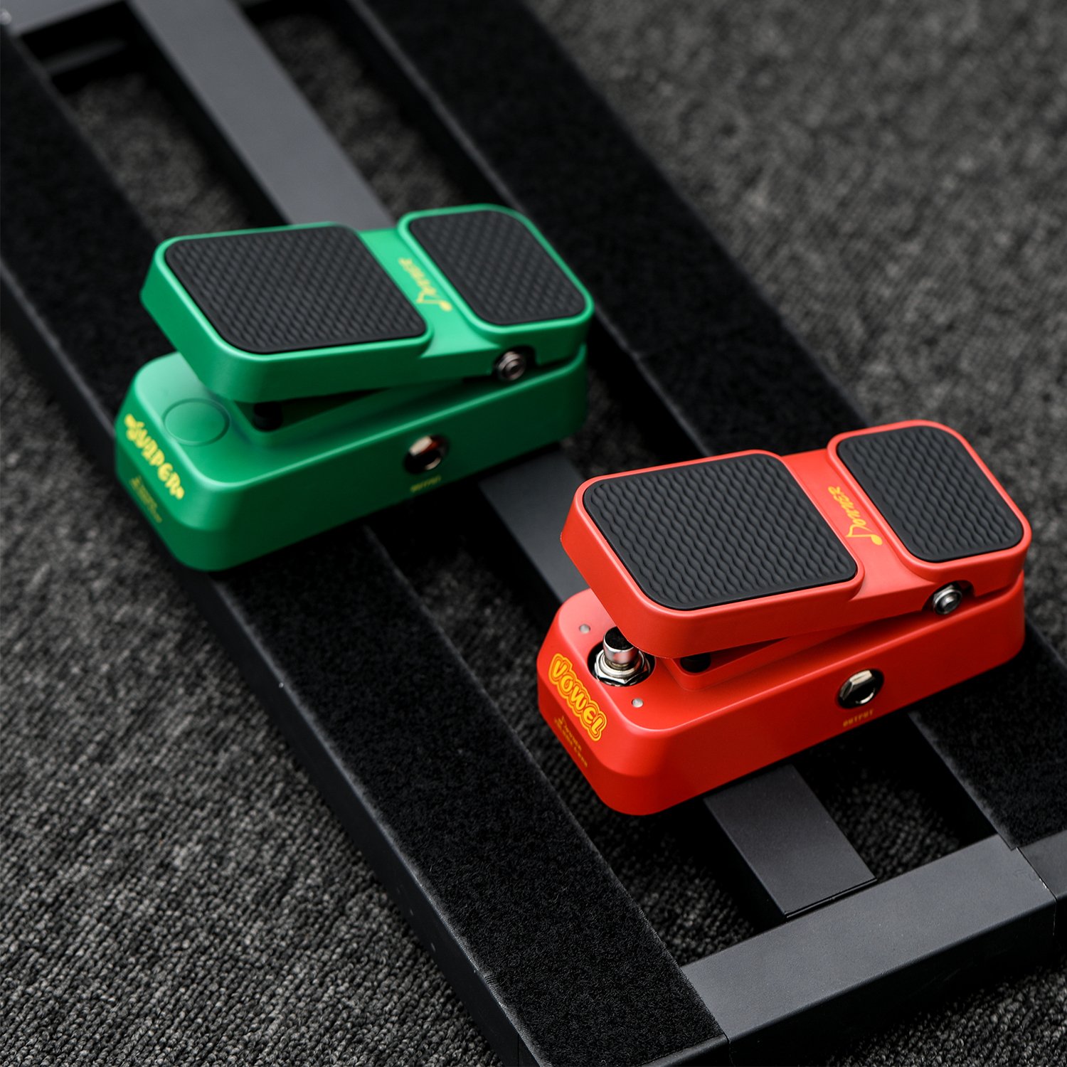 Foto 8 pulgar | Pedal De Volumen Guitar Wah Donner Vowel 2 En 1 Eléctrico Mini - Venta Internacional.