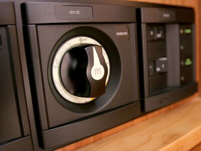 Foto 6 | Interruptor De Batería Blue Sea Systems Serie M Dual Circuitplus - Venta Internacional.