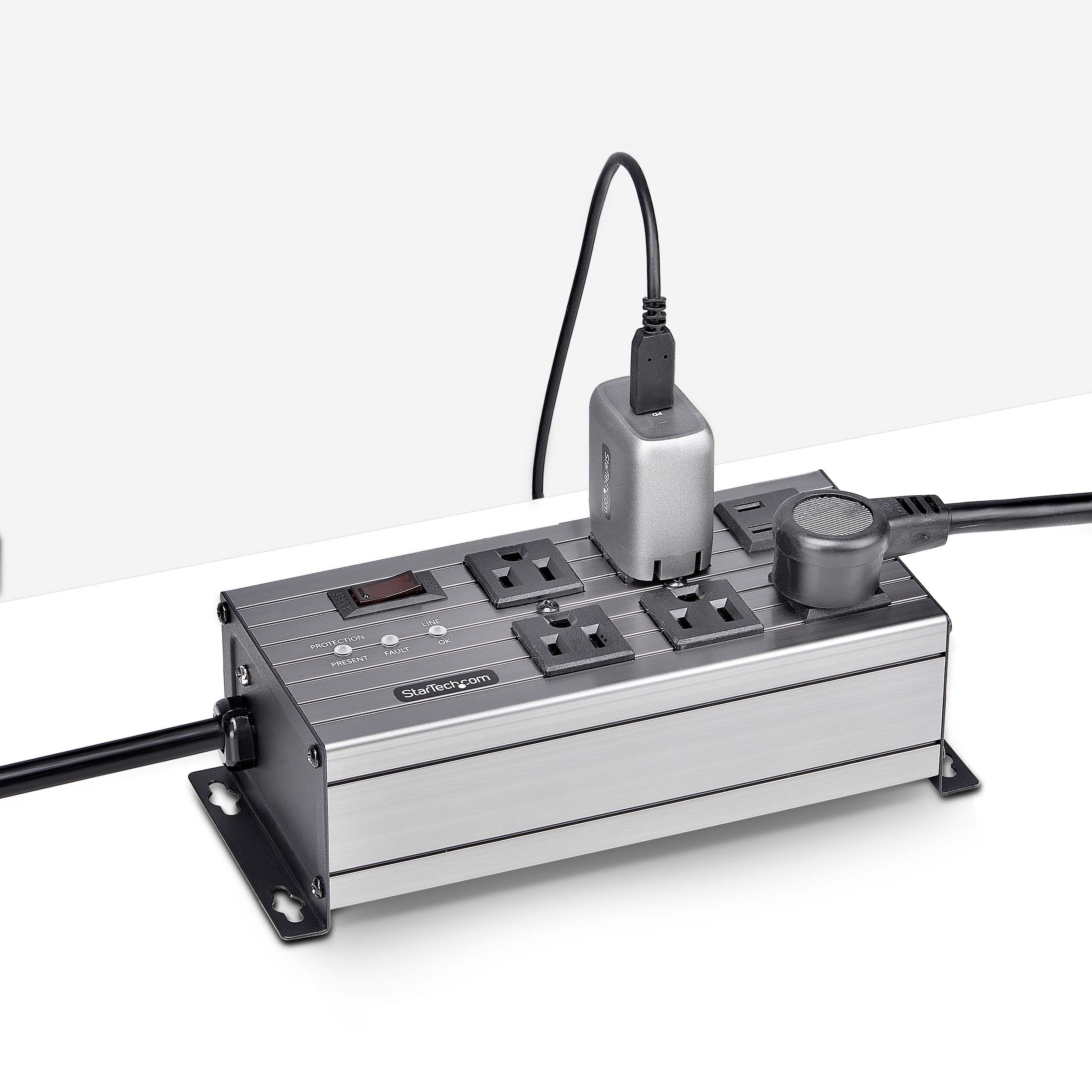 Foto 7 | Regleta De Alimentación Industrial Startech.com, 6 Salidas, 125 V/15 A, 2,4 M - Venta Internacional.