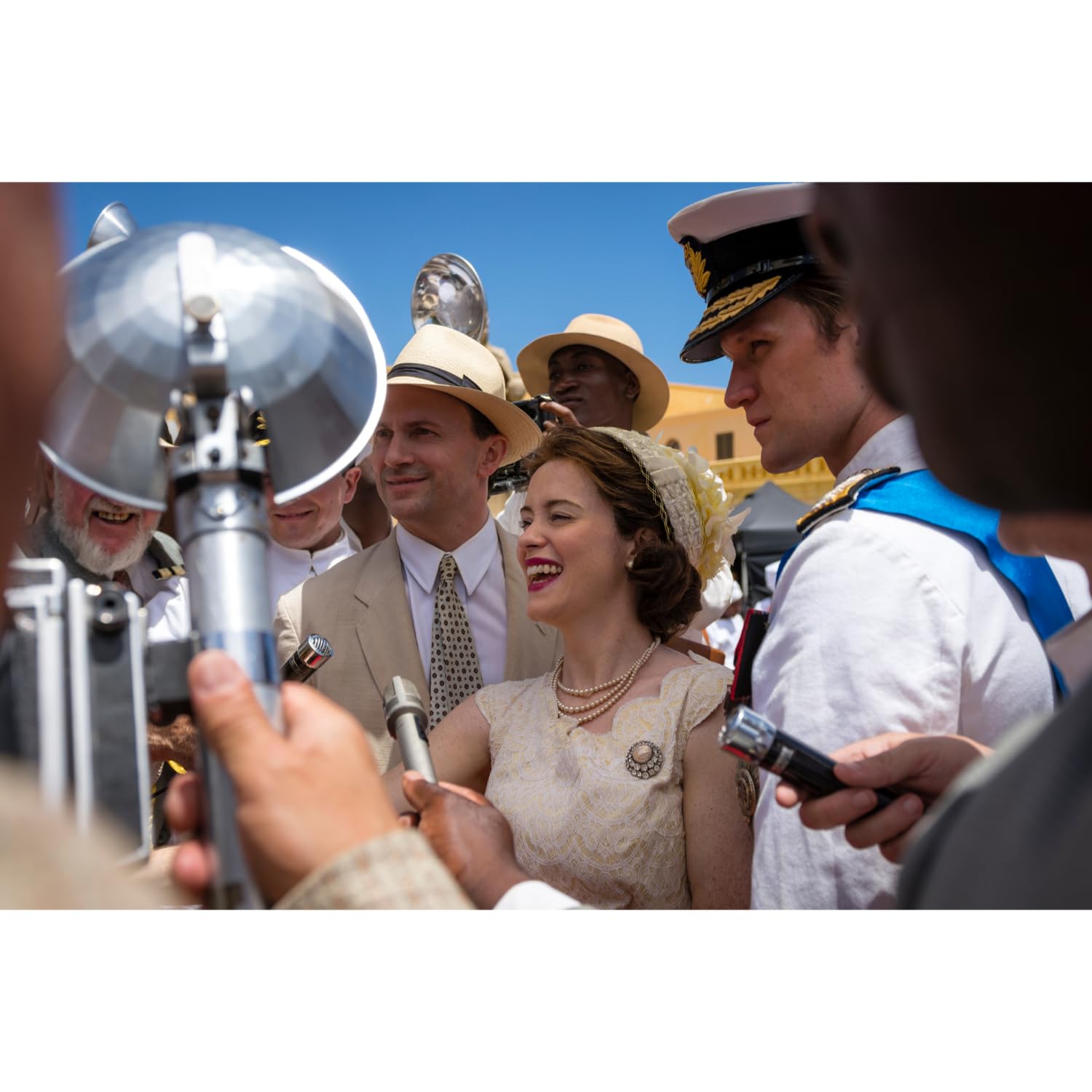 Foto 5 pulgar | Blu-ray The Crown, Serie Completa, 24 Discos | Sony Pictures - Venta Internacional.