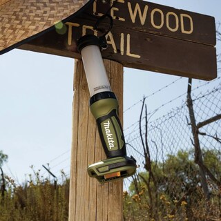 Foto 4 | Farol/linterna Makita Adml807 Outdoor Adventure 18v Lxt - Venta Internacional.