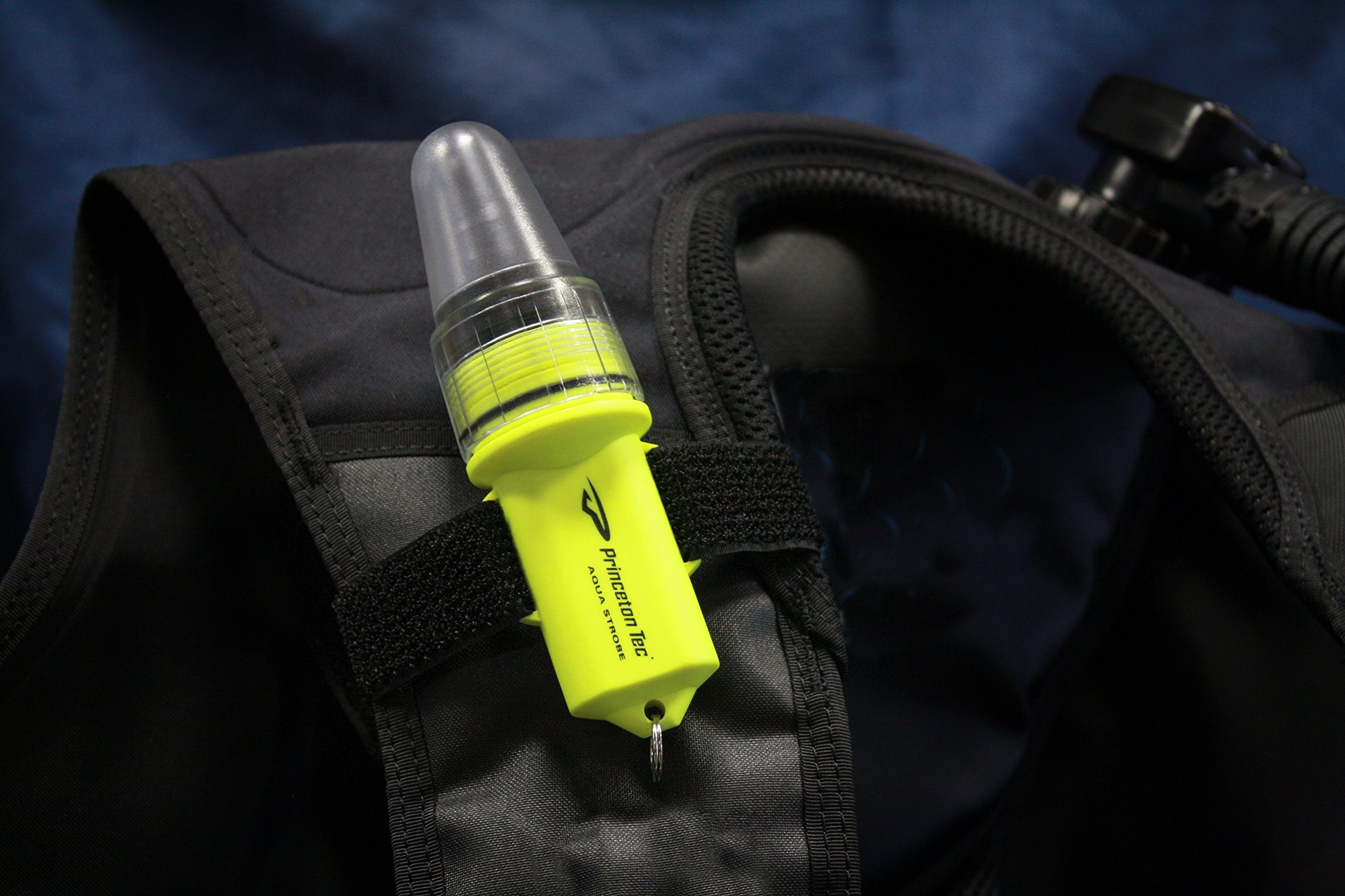 Foto 4 | Luz Estroboscópica Princeton Tec Aqua Led Impermeable Negra - Venta Internacional.
