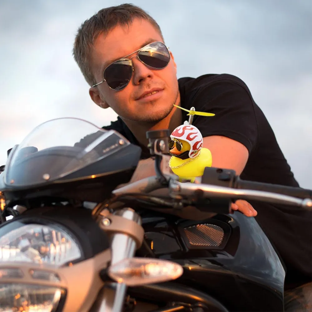 Foto 5 | Pack 5 Patitos Hule Casco Tiburón Hélice Lentes Decorativos Para Moto Bicicleta Auto