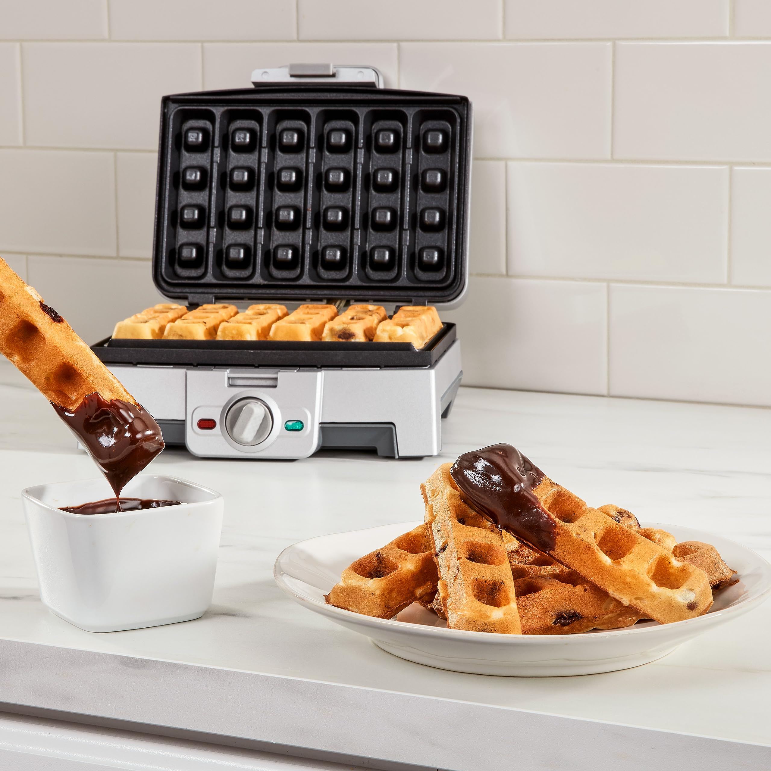 Foto 2 | Máquina Para Hacer Gofres Cuisinart Waf-st6 Hornea 6 Barras De 11 Cm - Venta Internacional.