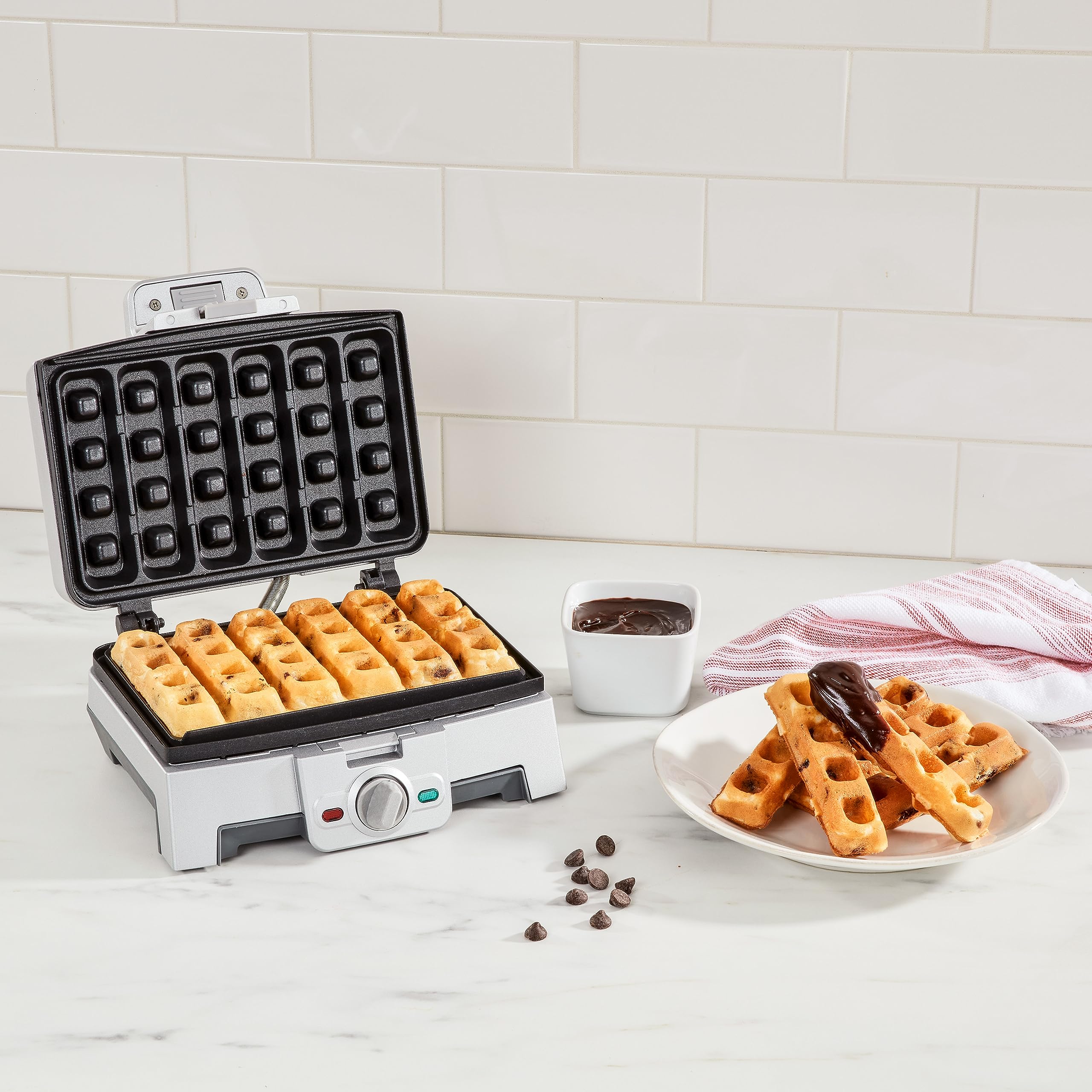 Foto 4 pulgar | Máquina Para Hacer Gofres Cuisinart Waf-st6 Hornea 6 Barras De 11 Cm - Venta Internacional.