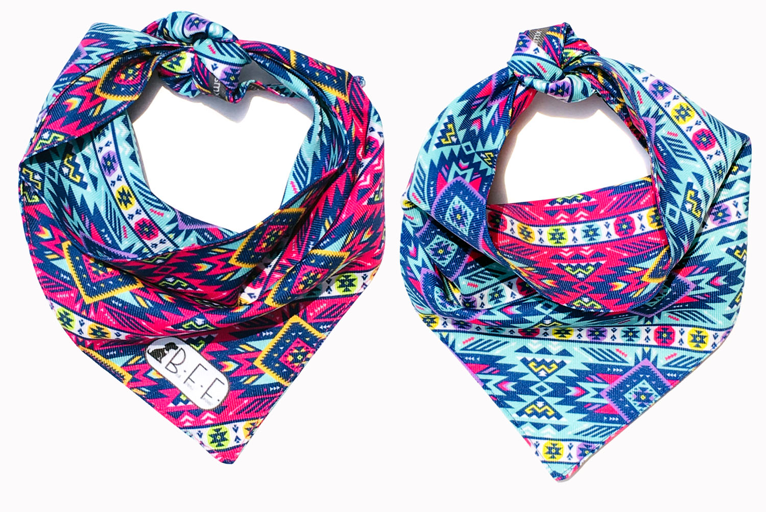 Foto 5 | Kit 3 Bandanas Artesanales Para Perro Bff 023-aztec Paliacate Doble Vista 6 Looks Diferentes.