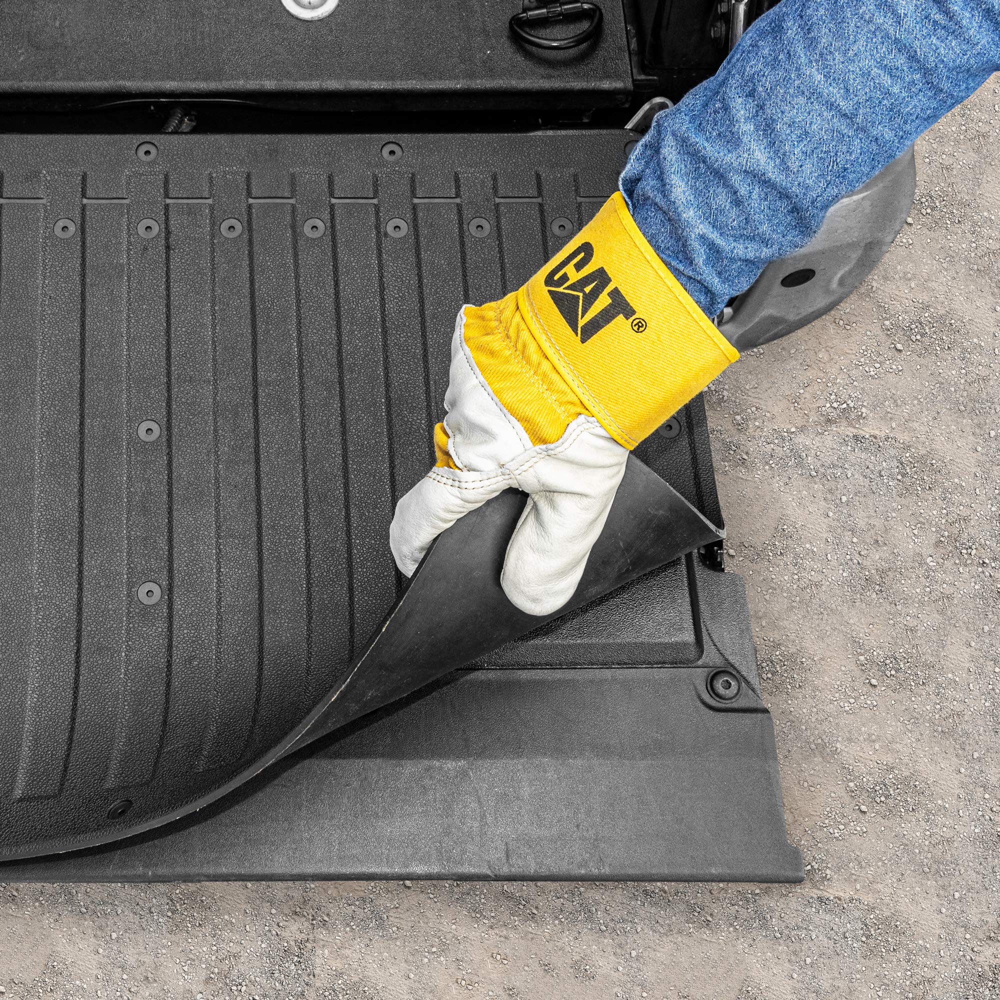 Foto 5 pulgar | Alfombrilla Para Portón Trasero Cat, Ultrarresistente, Para Camiones Pesados, 62 X 21 Pulgadas - Venta Internacional.