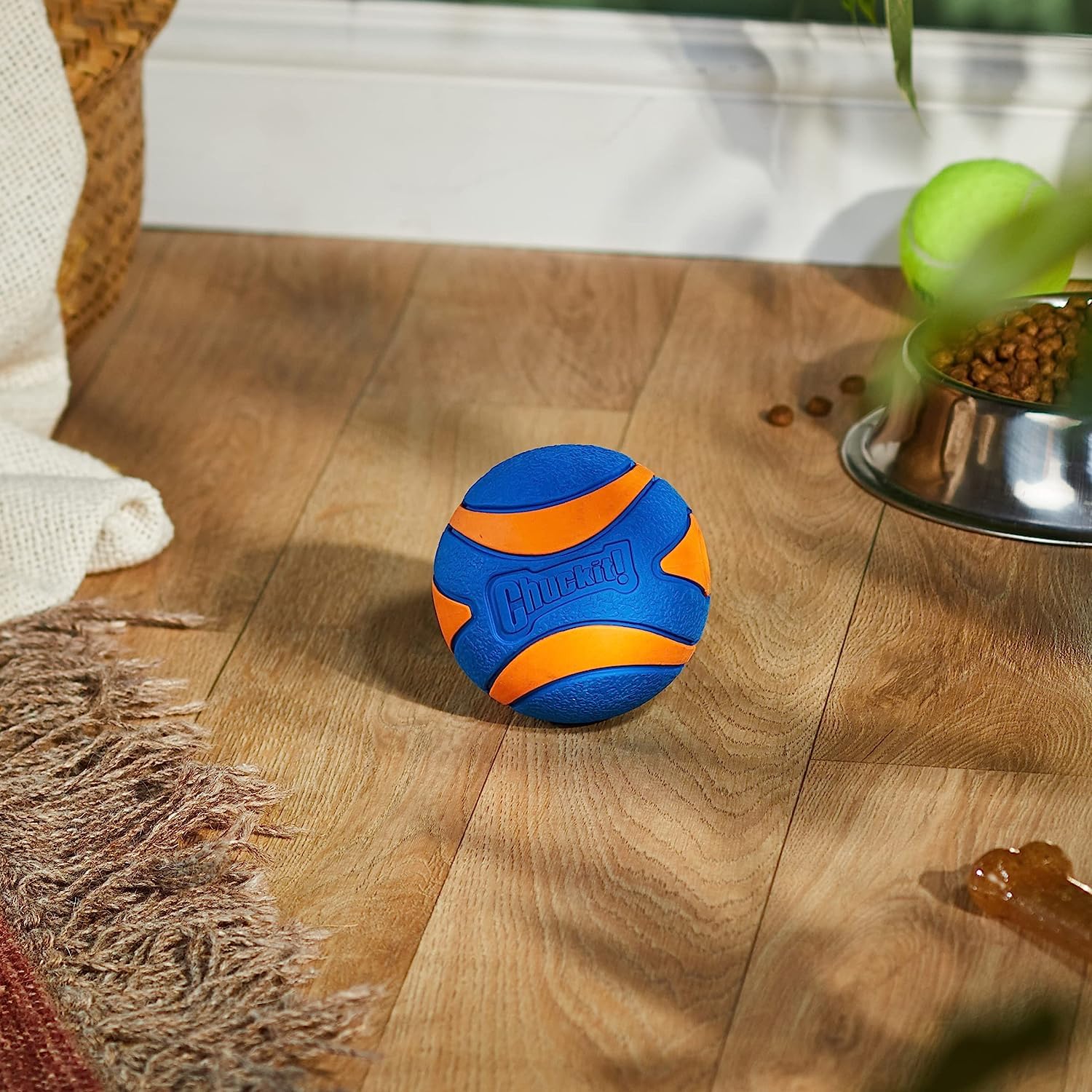 Foto 5 | ¡dog Ball Chuckit! Ultra Squeaker, Extra Grande, Para Más De 45 Kg - Venta Internacional.