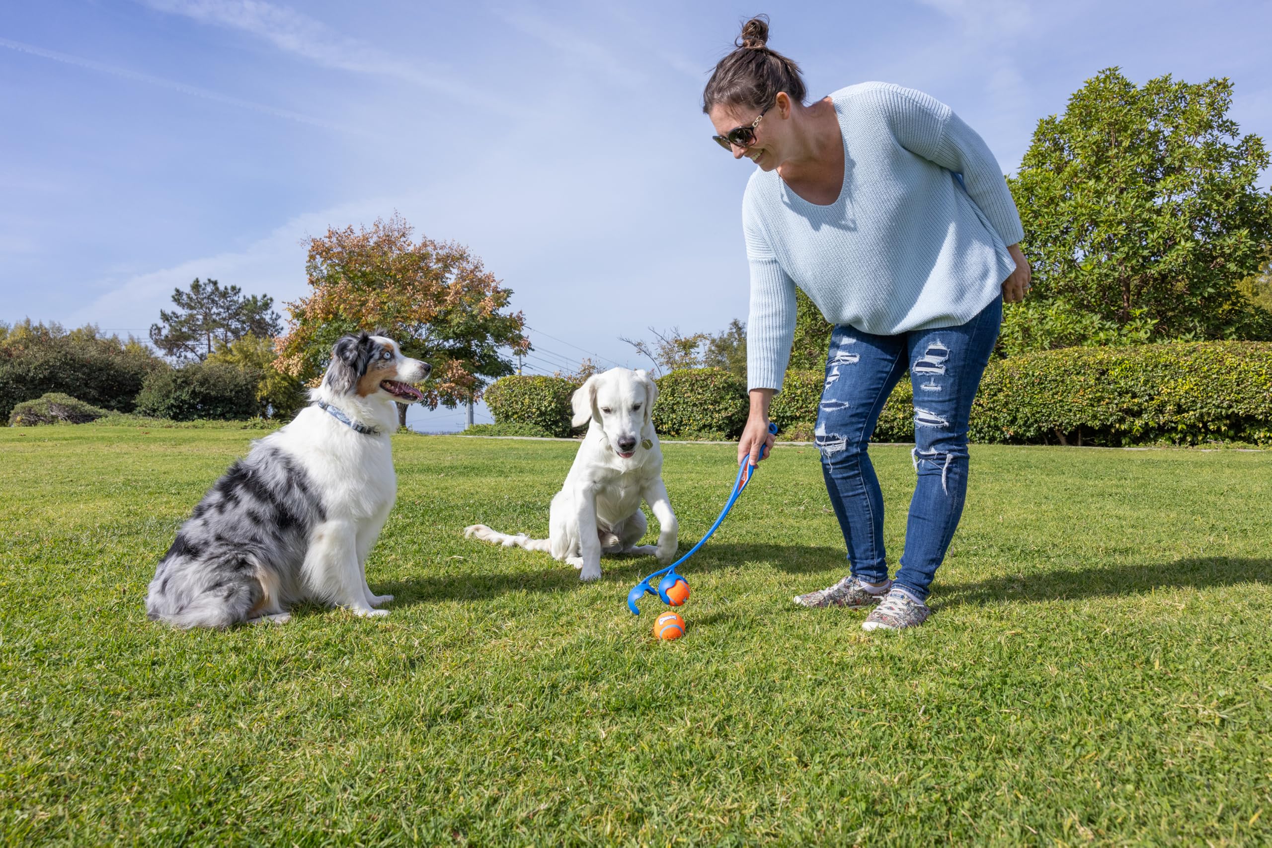 Foto 7 pulgar | Juguete Para Perros Chuckit! El Lanzador Doble Duo 22m Con 2 Pelotas De Tenis - Venta Internacional.