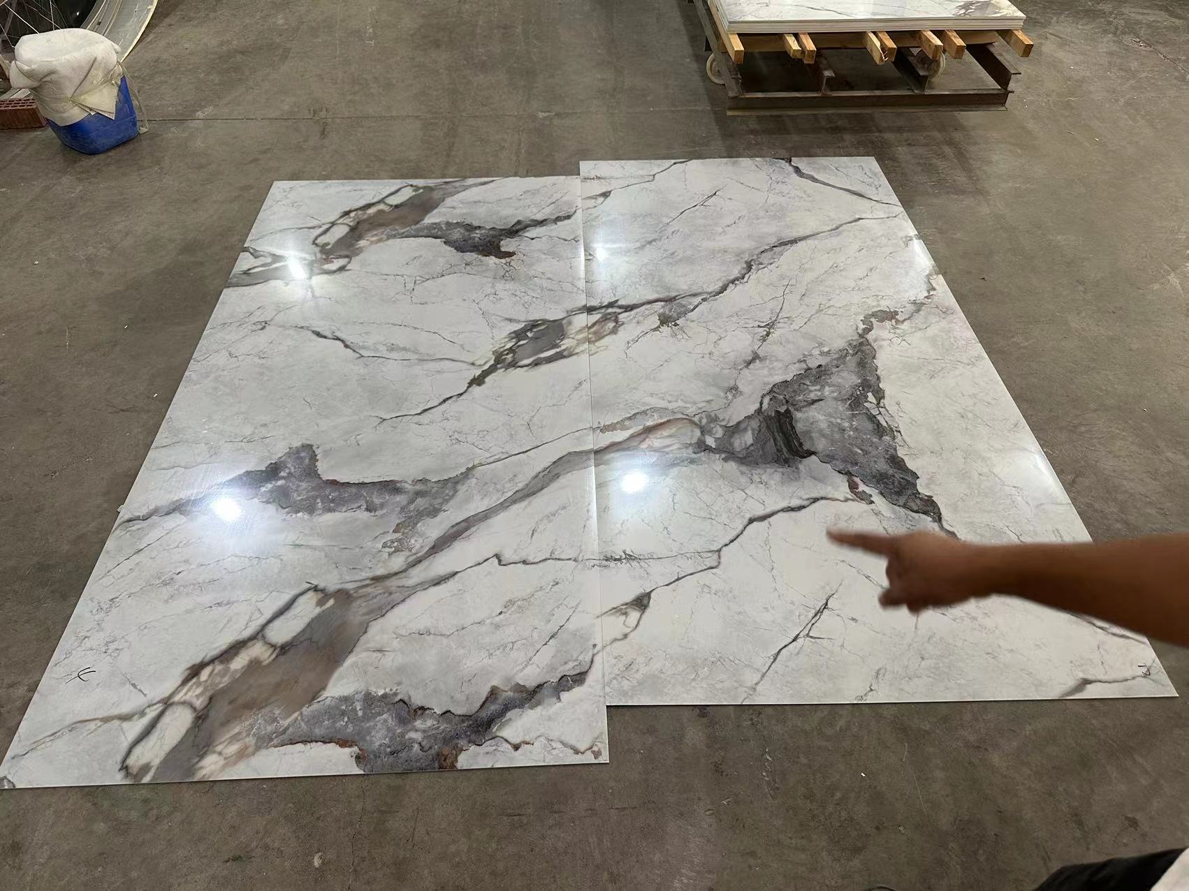 Foto 5 | Panel Tipo Mármol Homely Elegance Blanco Carrara PVC Lámina 1.22 X 2.44