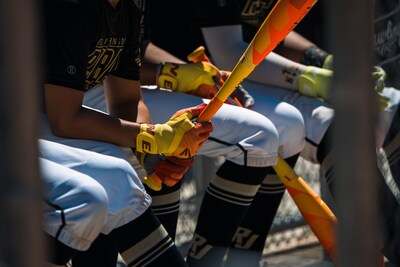 Foto 6 | Guantes De Bateo Easton Walk-off Ethos Youth Fire, Tamaño Grande - Venta Internacional.