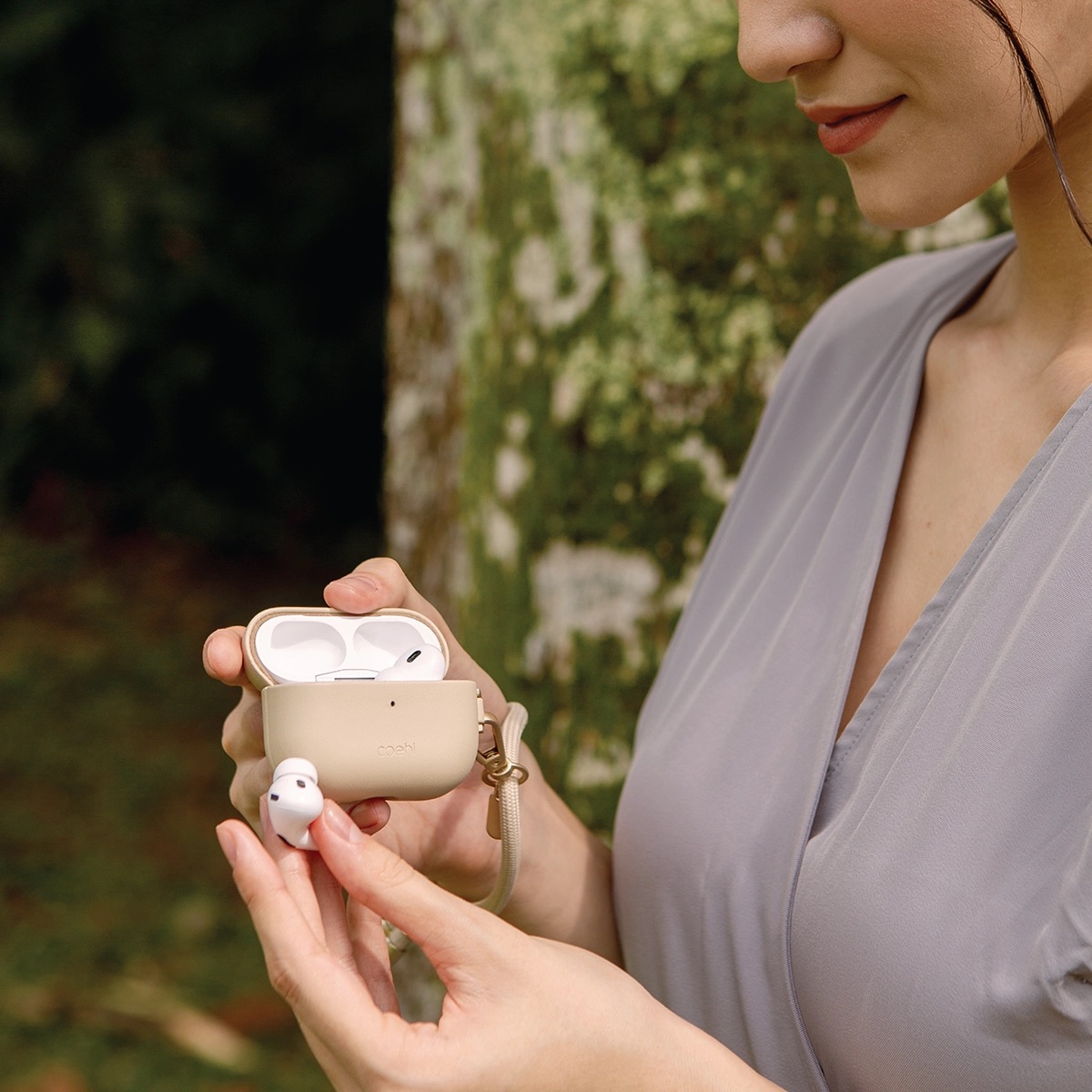 Foto 3 pulgar | Funda Para Airpods Pro 2ª Generación Nude Haven De Coehl