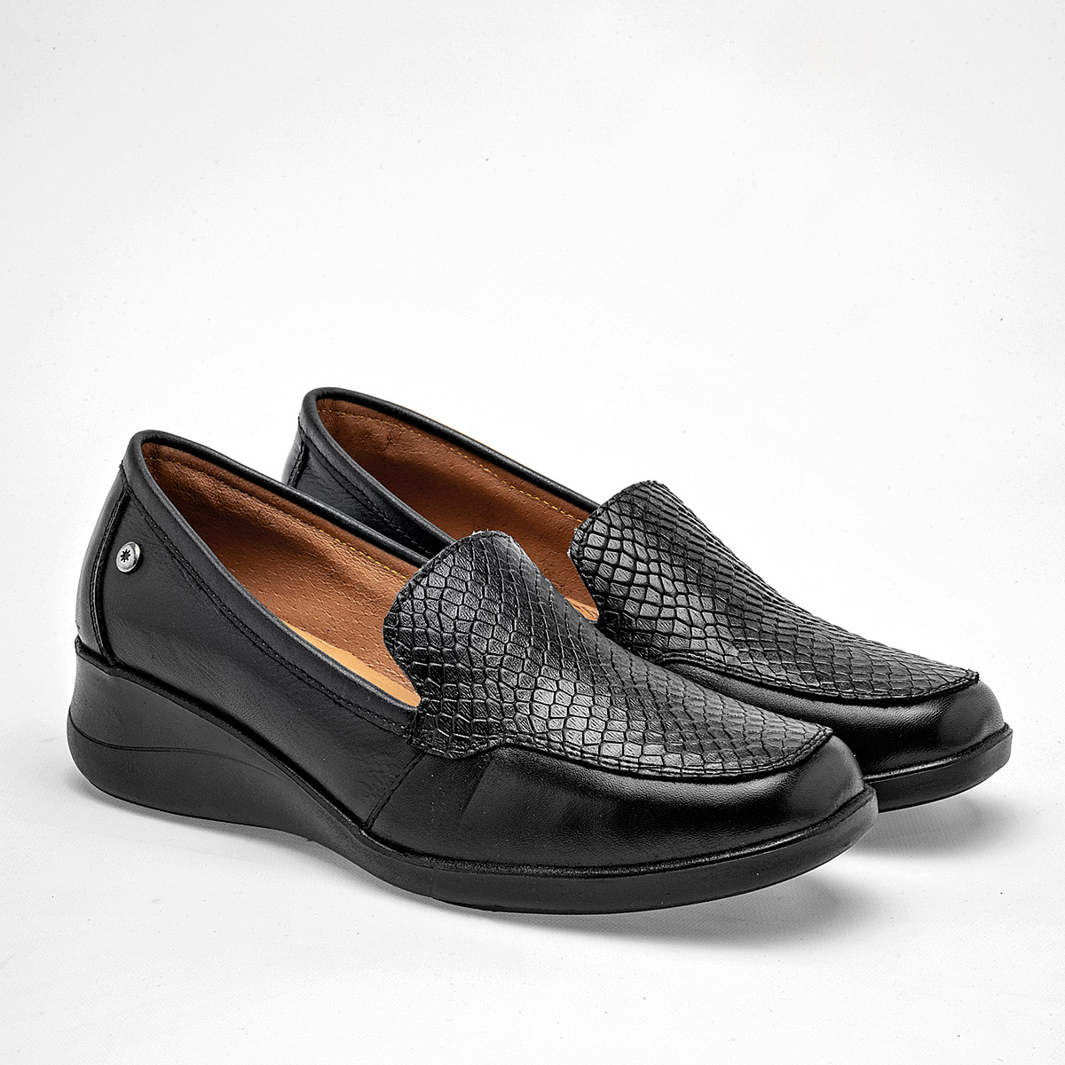 Foto 3 pulgar | Mora Confort Zapato De Horma Cómoda Para Mujer Negro  Piel De Borrego