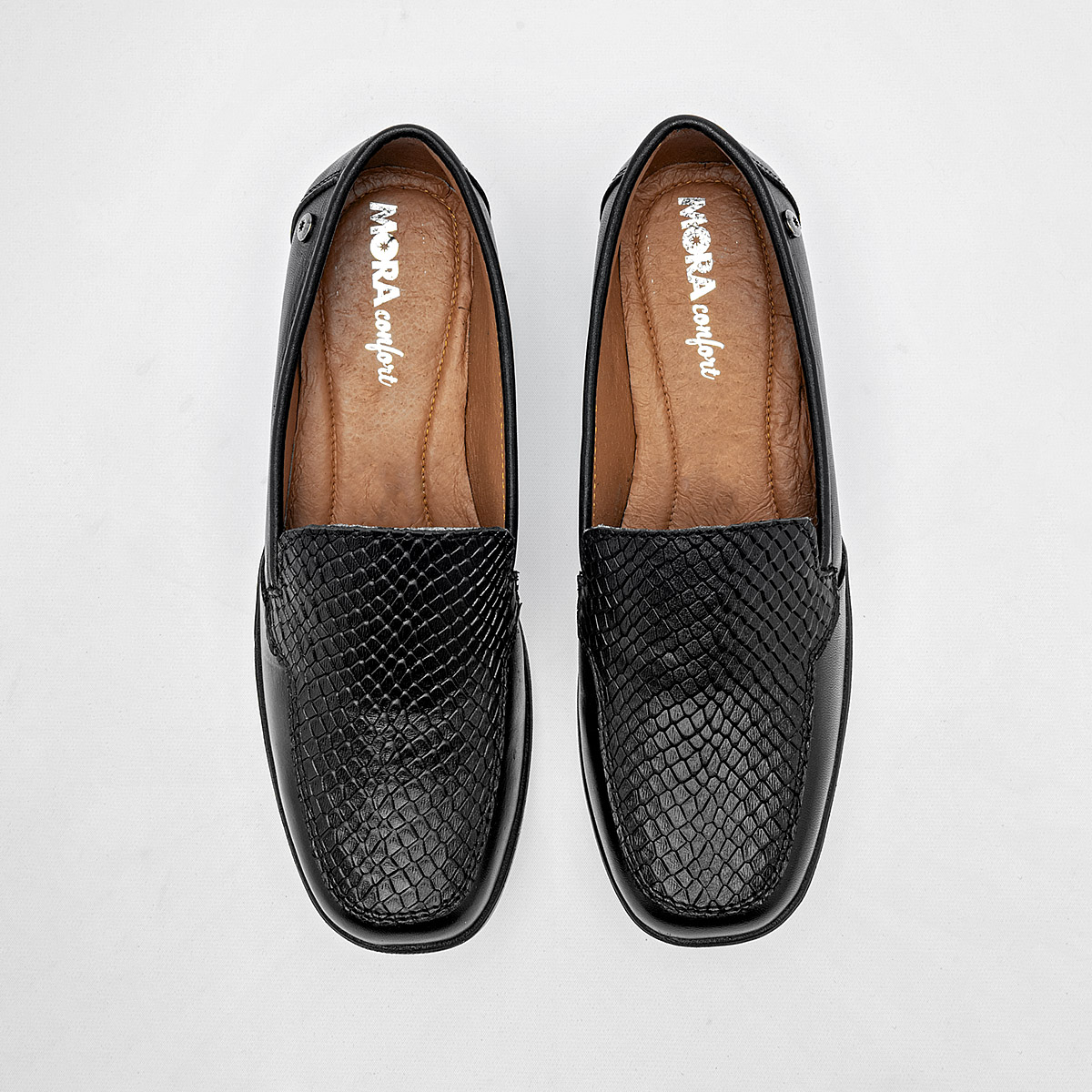 Foto 3 | Mora Confort Zapato De Horma Cómoda Para Mujer Negro  Piel De Borrego