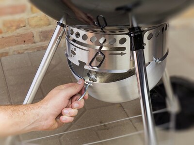 Foto 3 | Kit de Sistema de Limpieza Weber One-touch de 22,5 Pulgadas para Parrillas - Venta Internacional